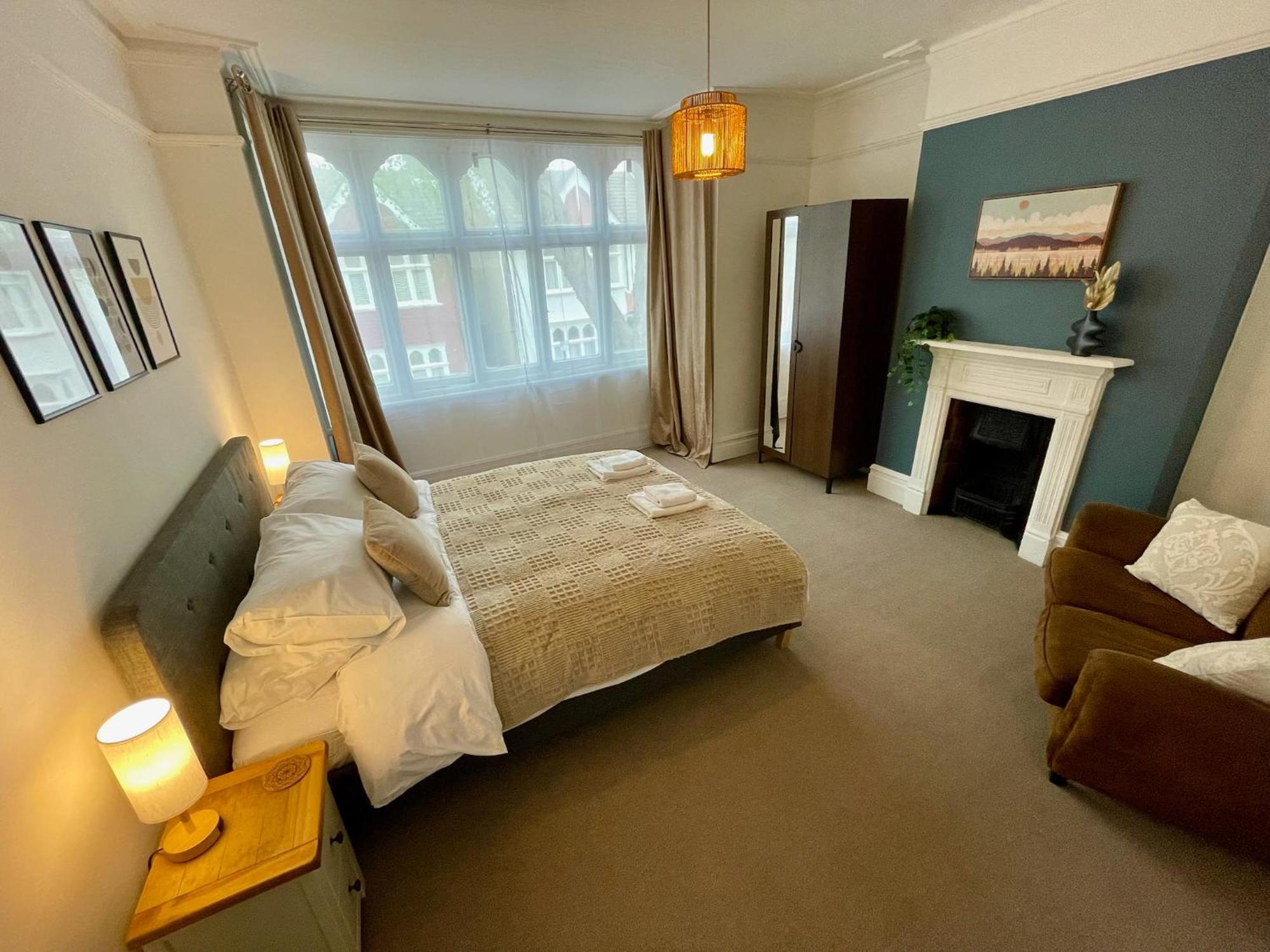 Chiswick 4 Bed Victorian Townhouse Minutes To Tube Londres