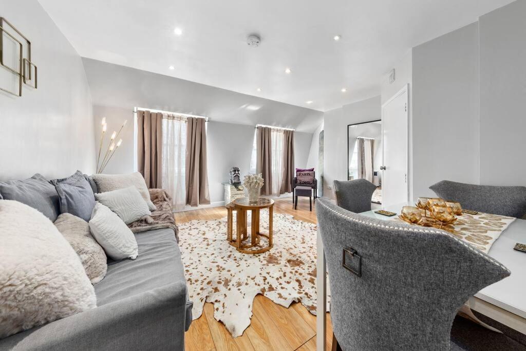 Apartamento 3 Bdr Flat In Mayfair Haymarket Central Hy4 *