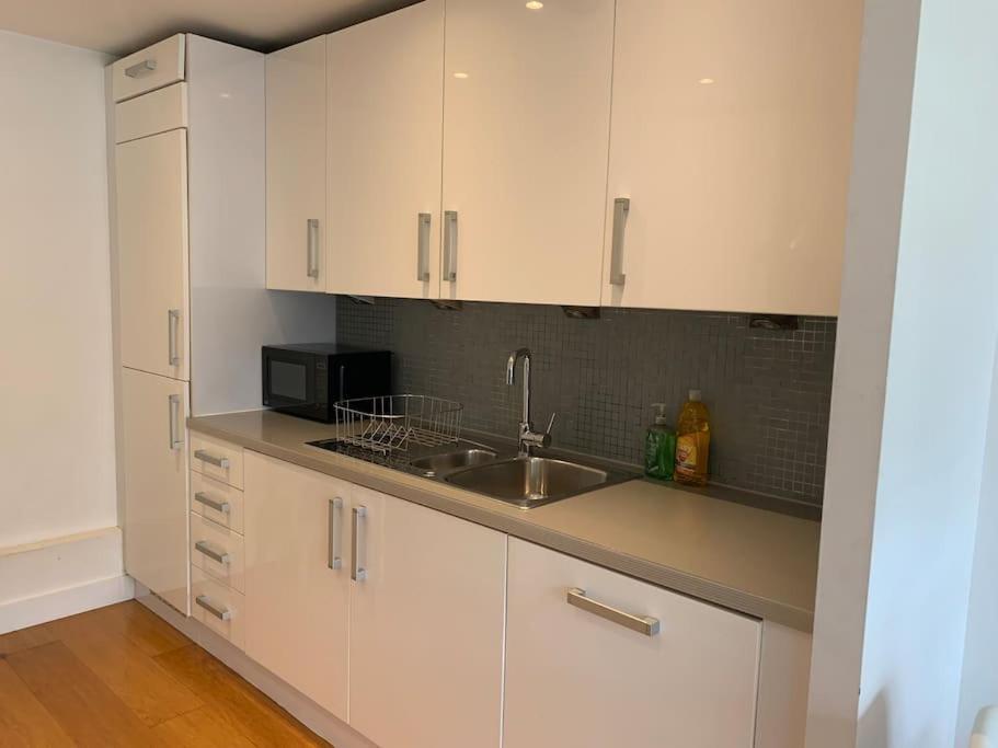 2 Bed Apt, Hoxton, Canal Views * Londres