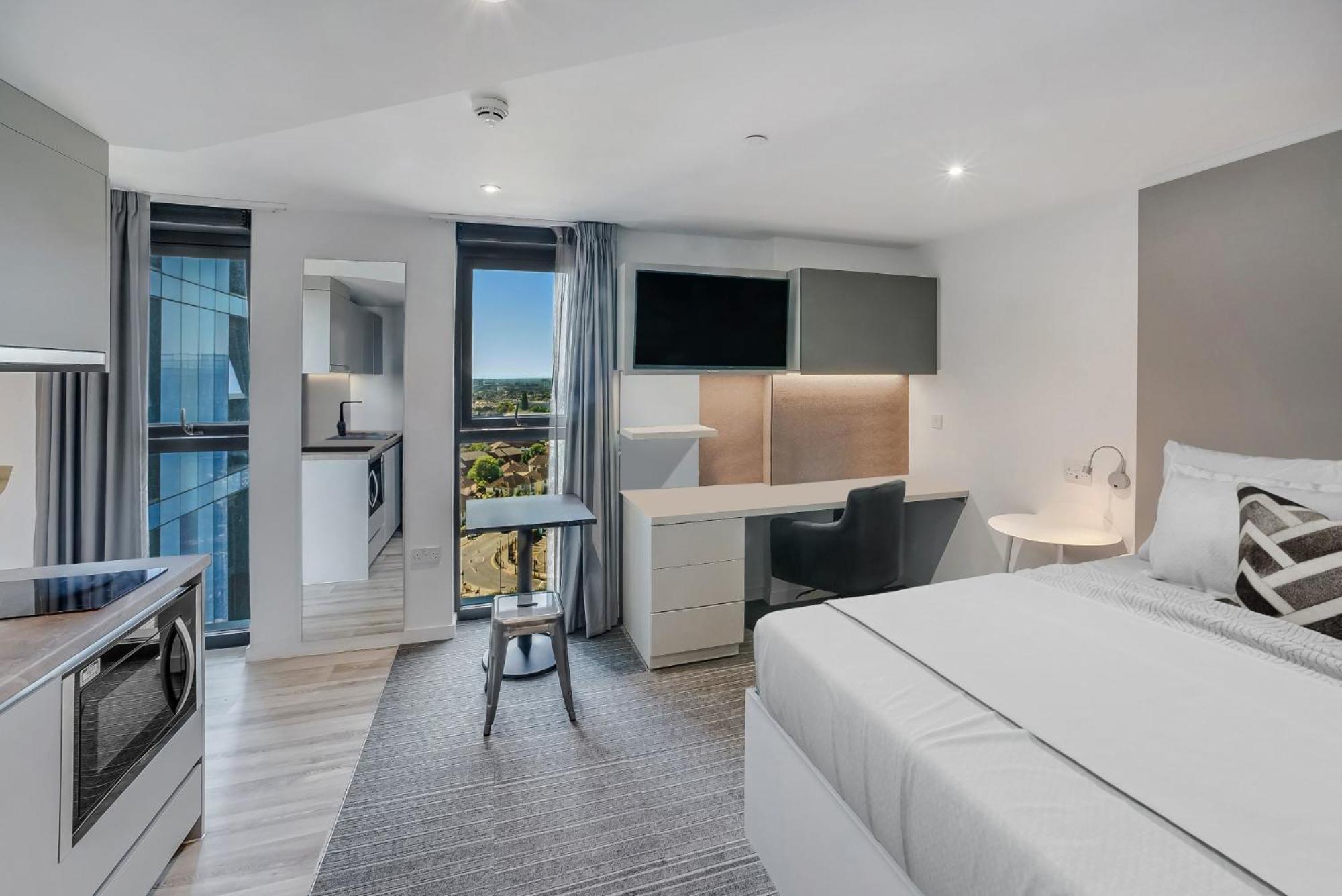 Apartamento And Ensuite Bedrooms With Shared Kitchen At Chapter Ealing Right Next To North Acton Tube Station Londres