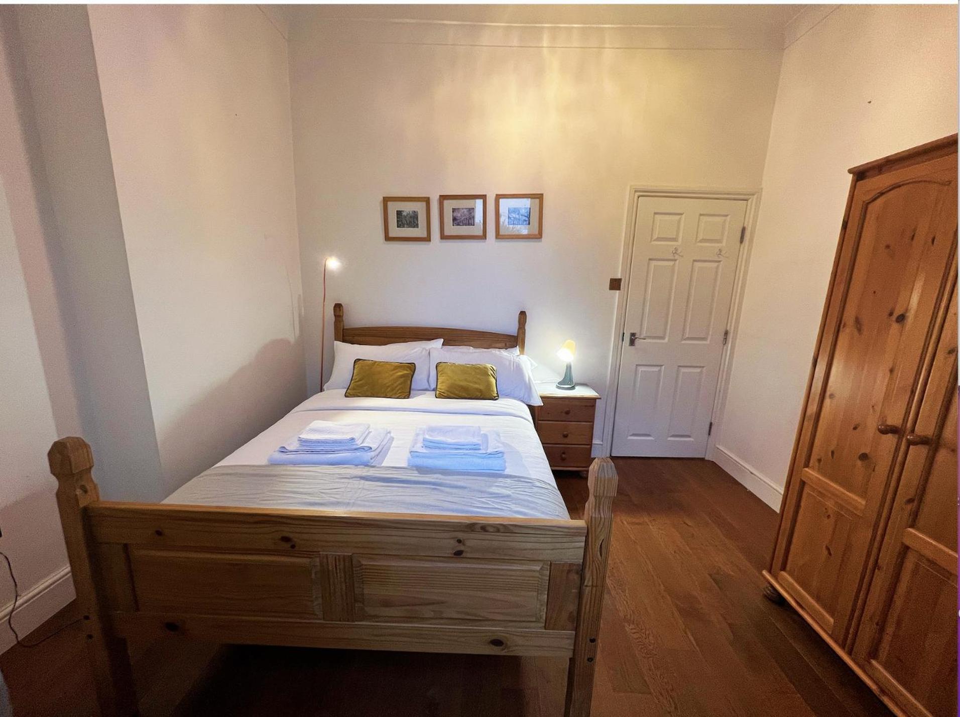Lovely 2 Bedroom Garden Flat In Apartamento Londres