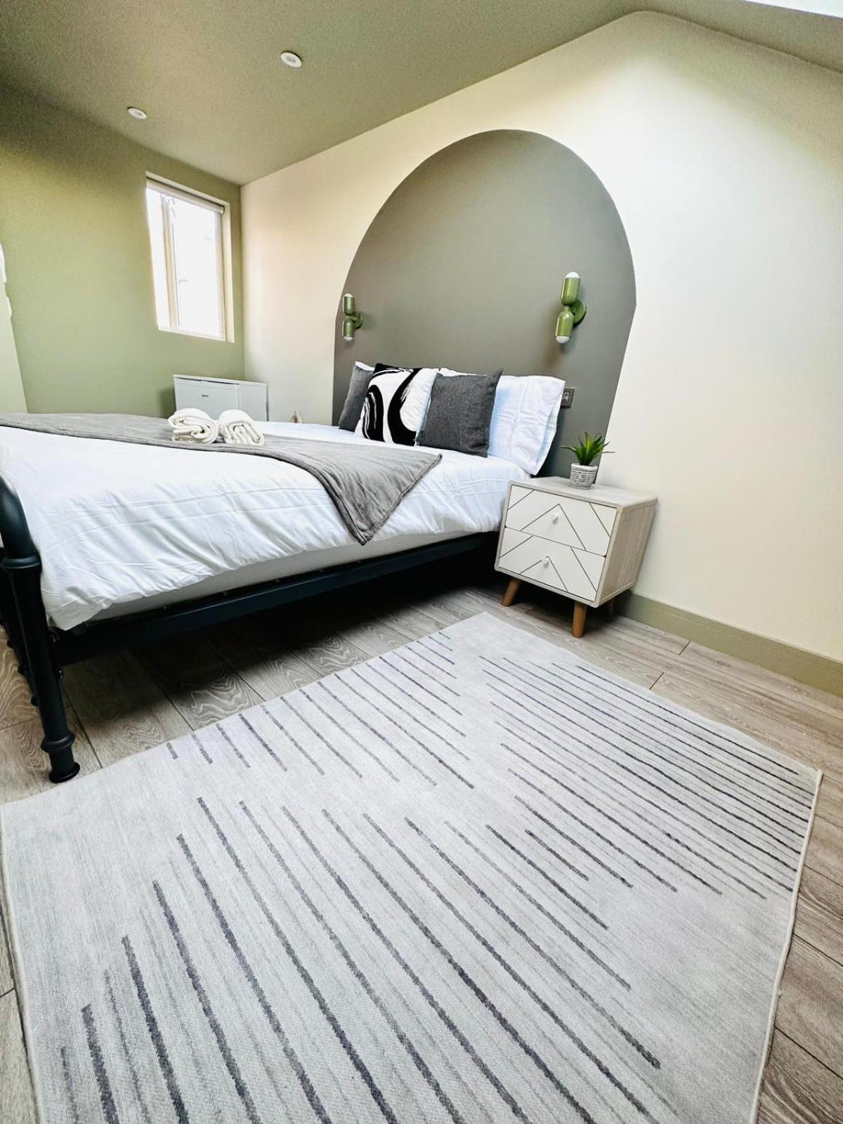 Aparthotel Boutique Ensuite Like Londen