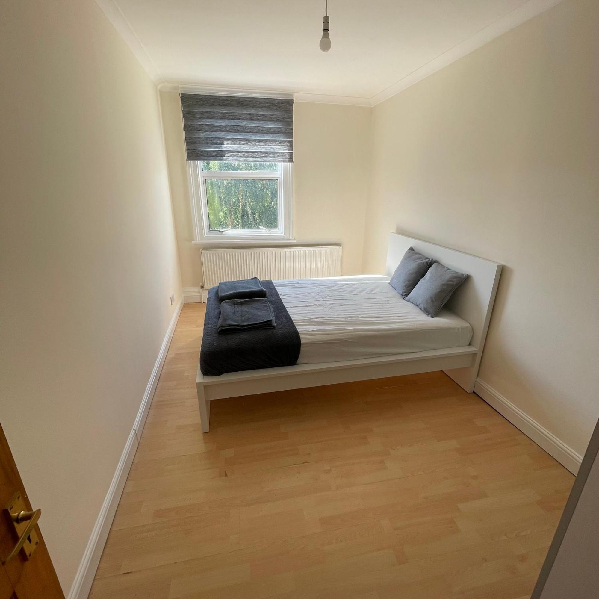 Casa de férias Entire 3 Bedroom - Minutes To Emirates Stadium! Londres