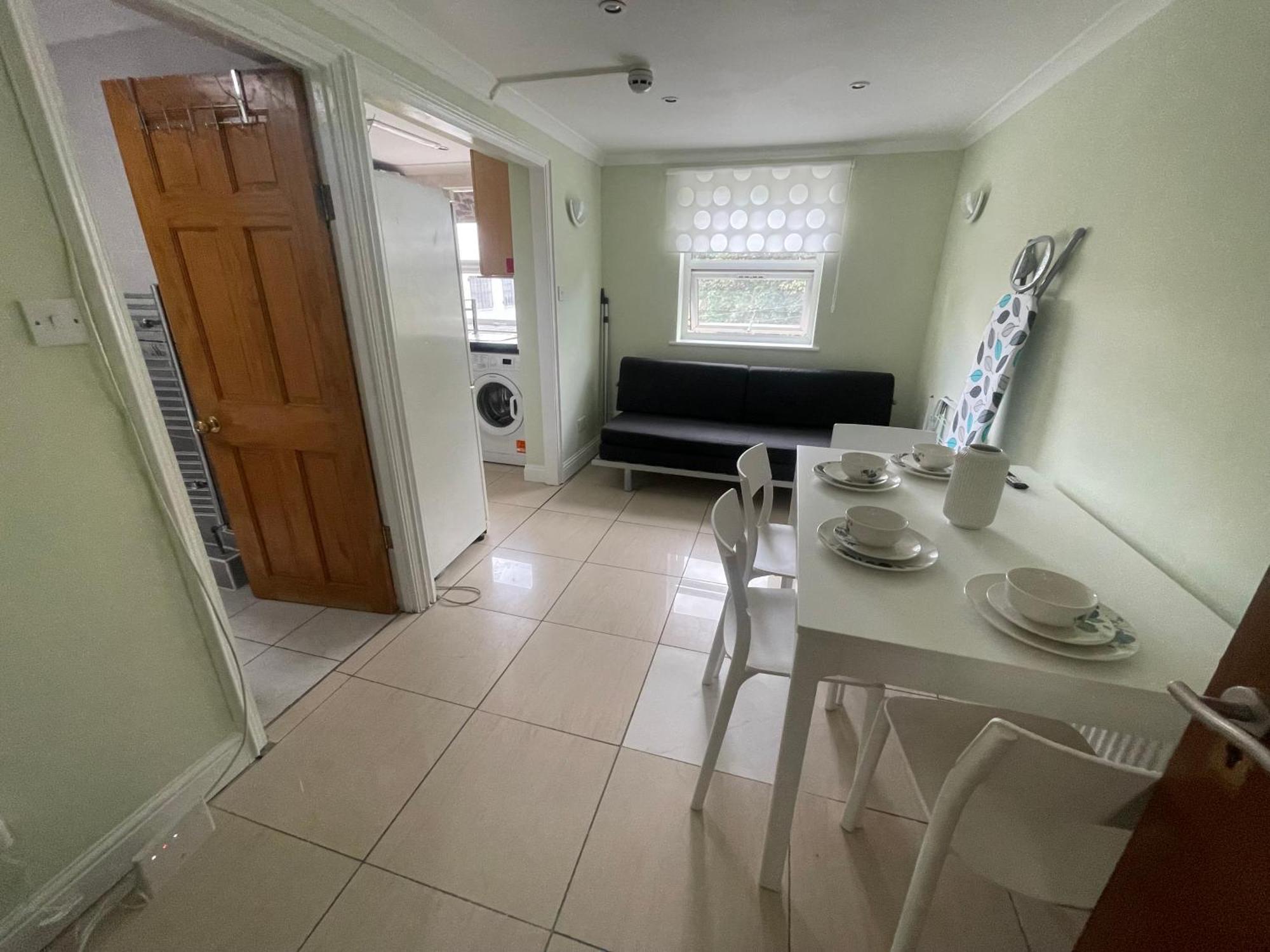 Entire 3 Bedroom - Minutes To Emirates Stadium! Casa de férias Londres