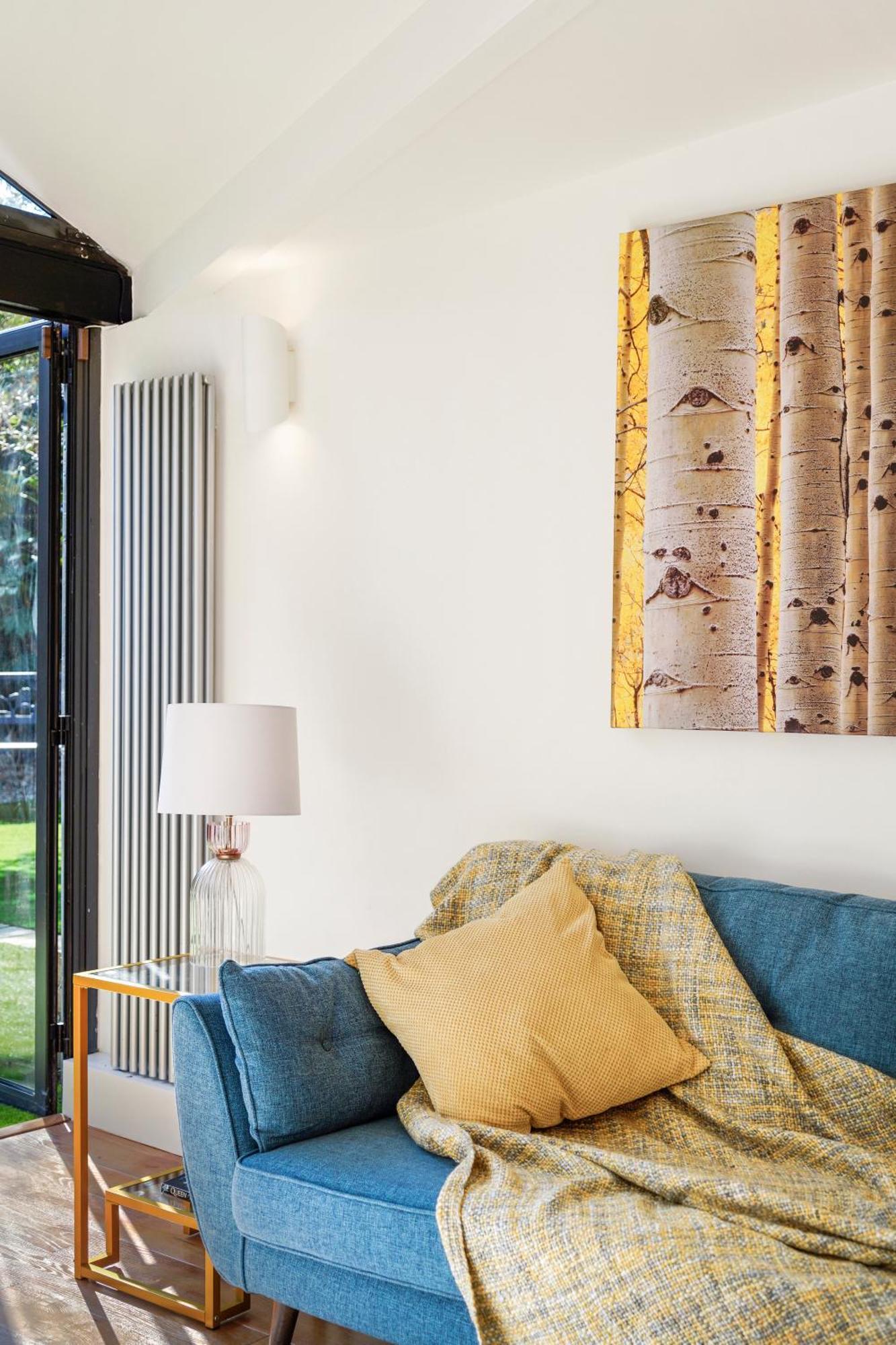 Vakantiehuis 3 Bedroom Mews - Clapham Common - Free Private Parking - Sleeps 5 - Newly Refurbished - Sweetpea & Pillow