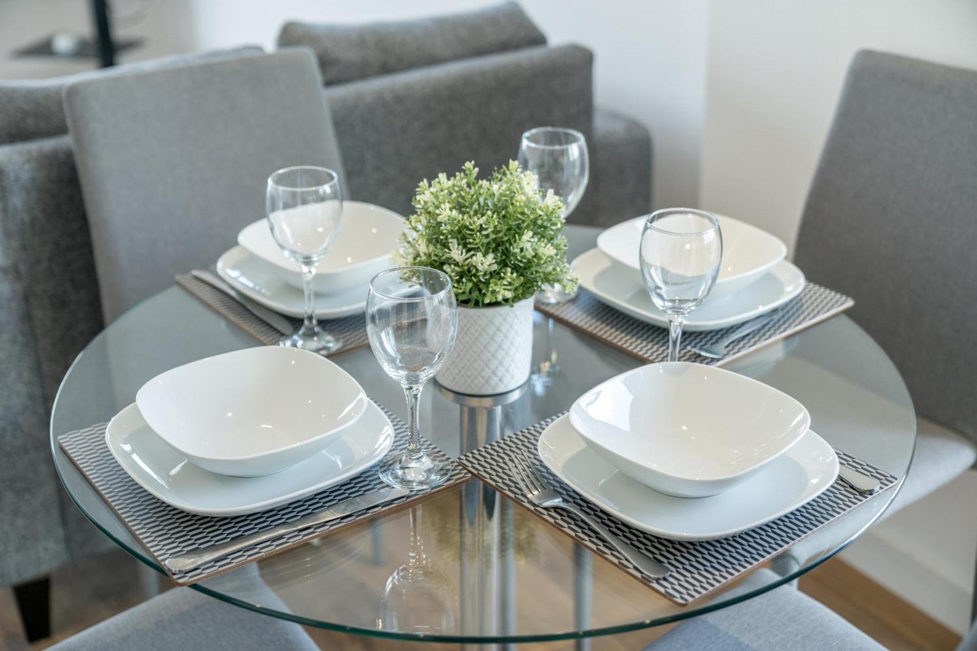 Apartamento Skyvillion - River Thames Floor By Woolwich Ferry, Mins To Excel, O2 Arena , Airport With Parking *