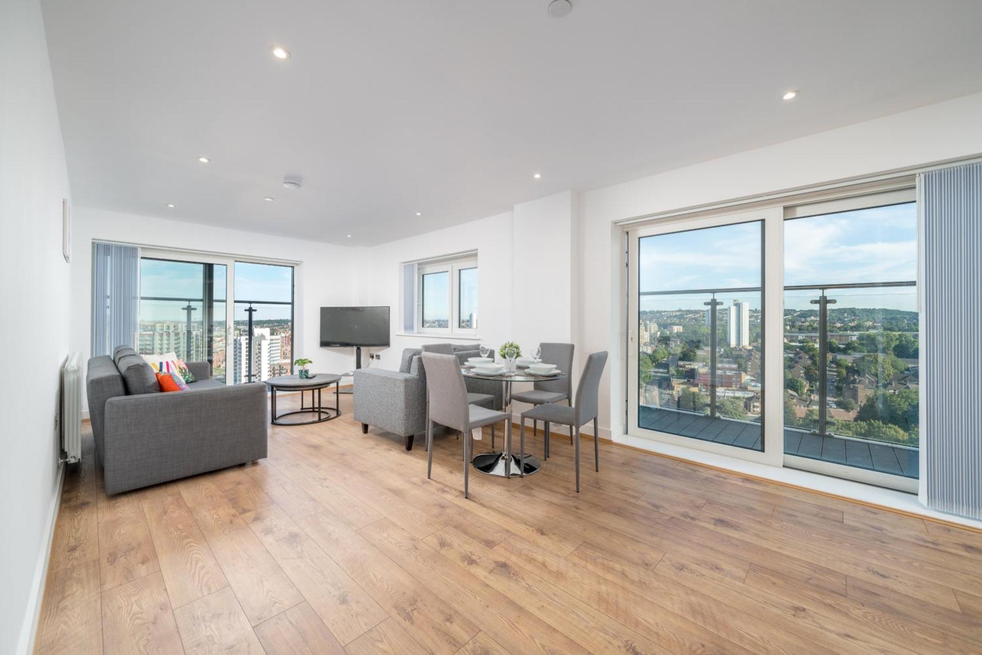 Skyvillion - River Thames Floor By Woolwich Ferry, Mins To Excel, O2 Arena , Airport With Parking Londres