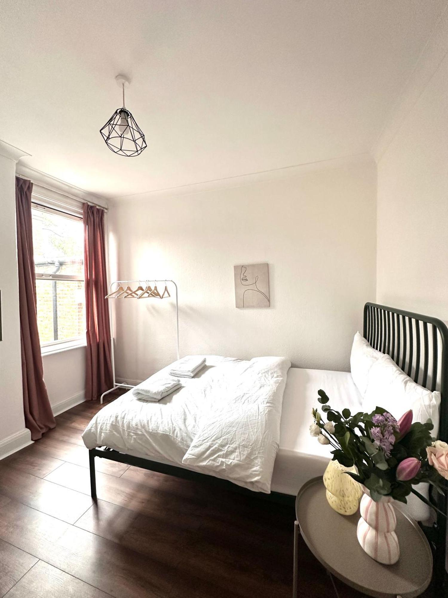 Hébergement de vacances Charming, Renovated In Willesden