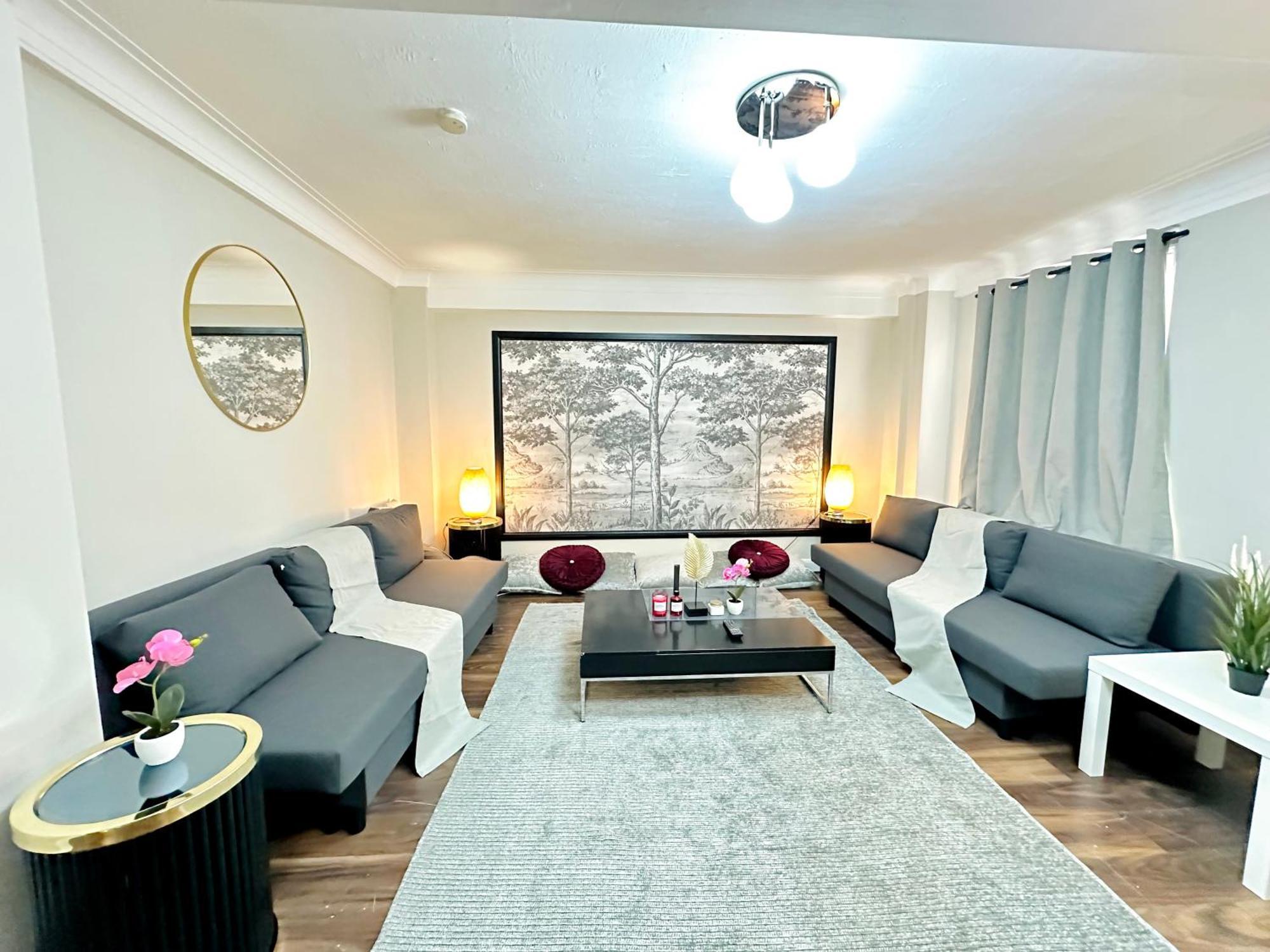 Hyde Park Comfortable Two Bedroom * London