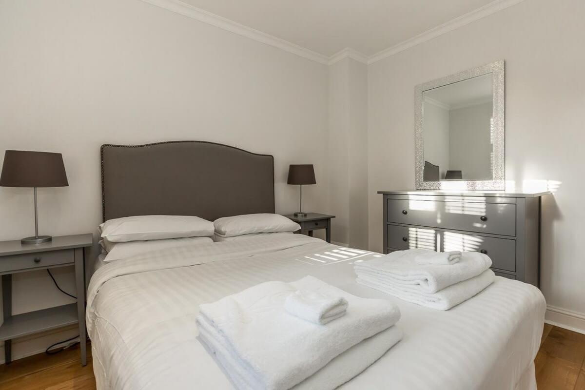 Stunning 3br With Terrace In Knightsbridge * Londres
