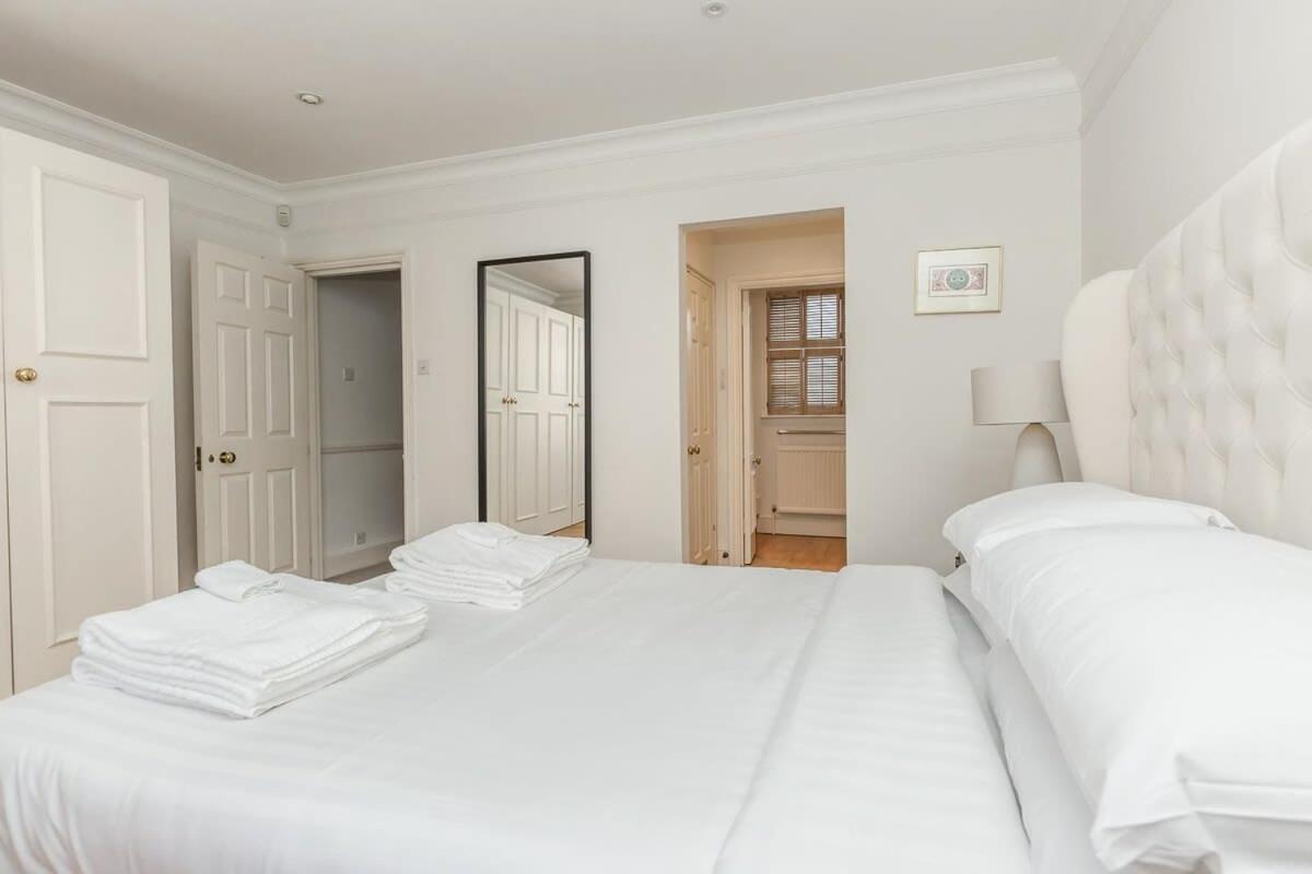 Hébergement de vacances Stunning 3br With Terrace In Knightsbridge