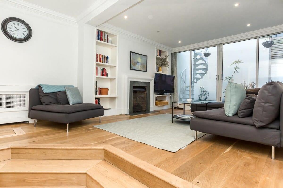 Hébergement de vacances Stunning 3br With Terrace In Knightsbridge
