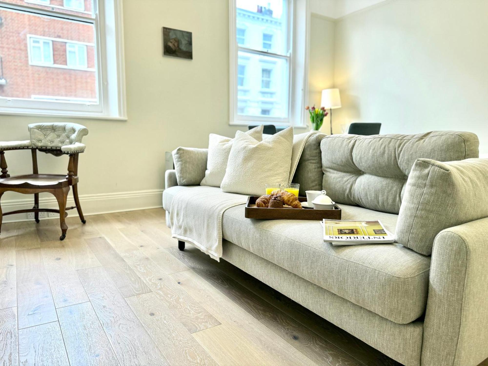 Crawford Street Studio, By The Design Traveller