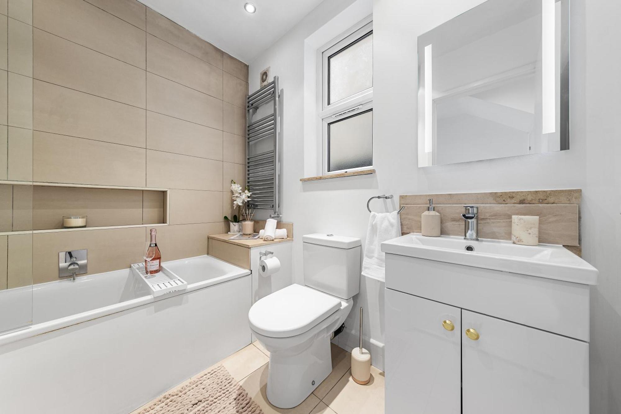Appartement Elegant Oasis - 2 Bed - Garden - 65 Inch Tv & Netflix Londres