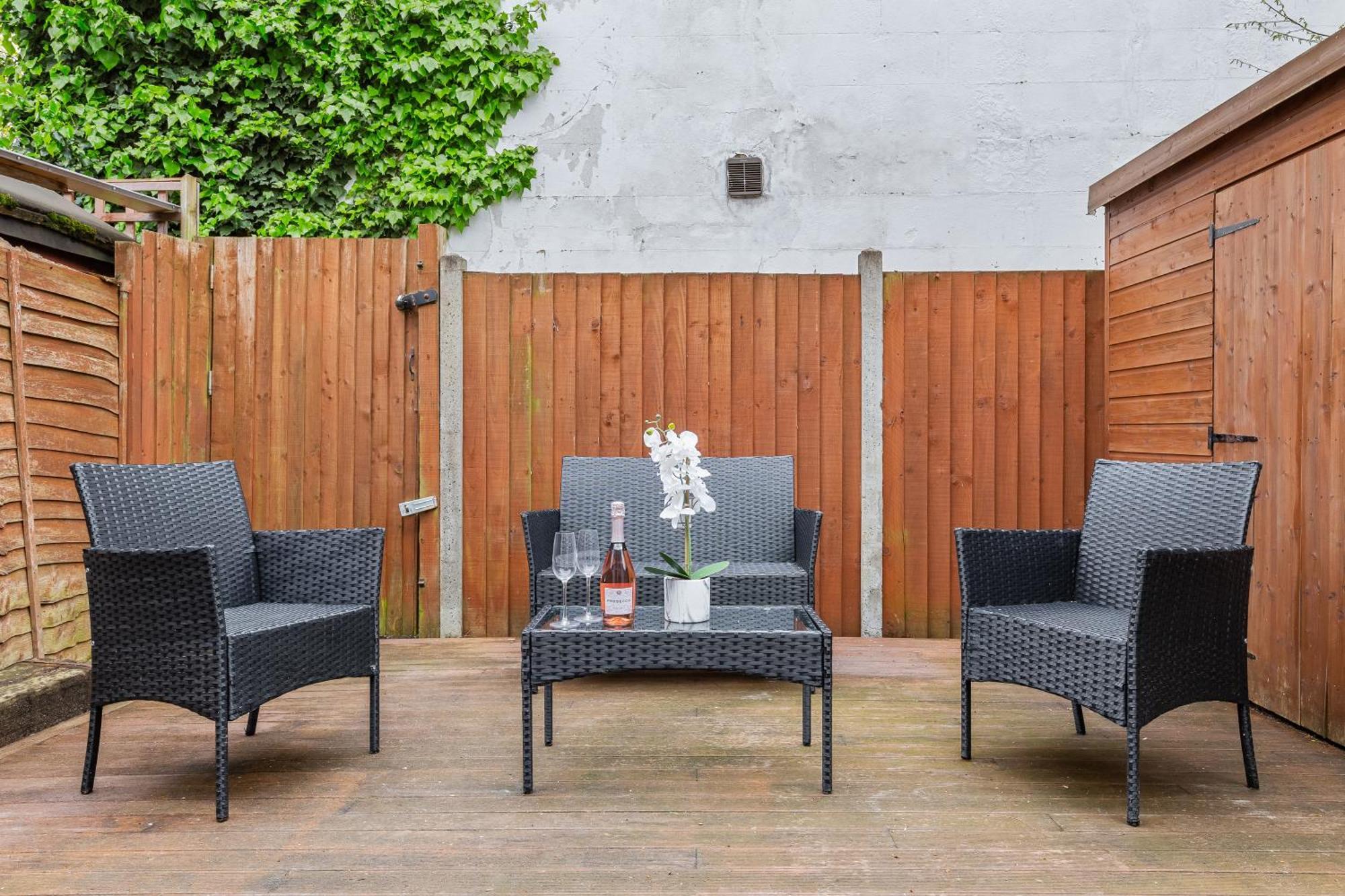 Elegant Oasis - 2 Bed - Garden - 65 Inch Tv & Netflix Appartement *