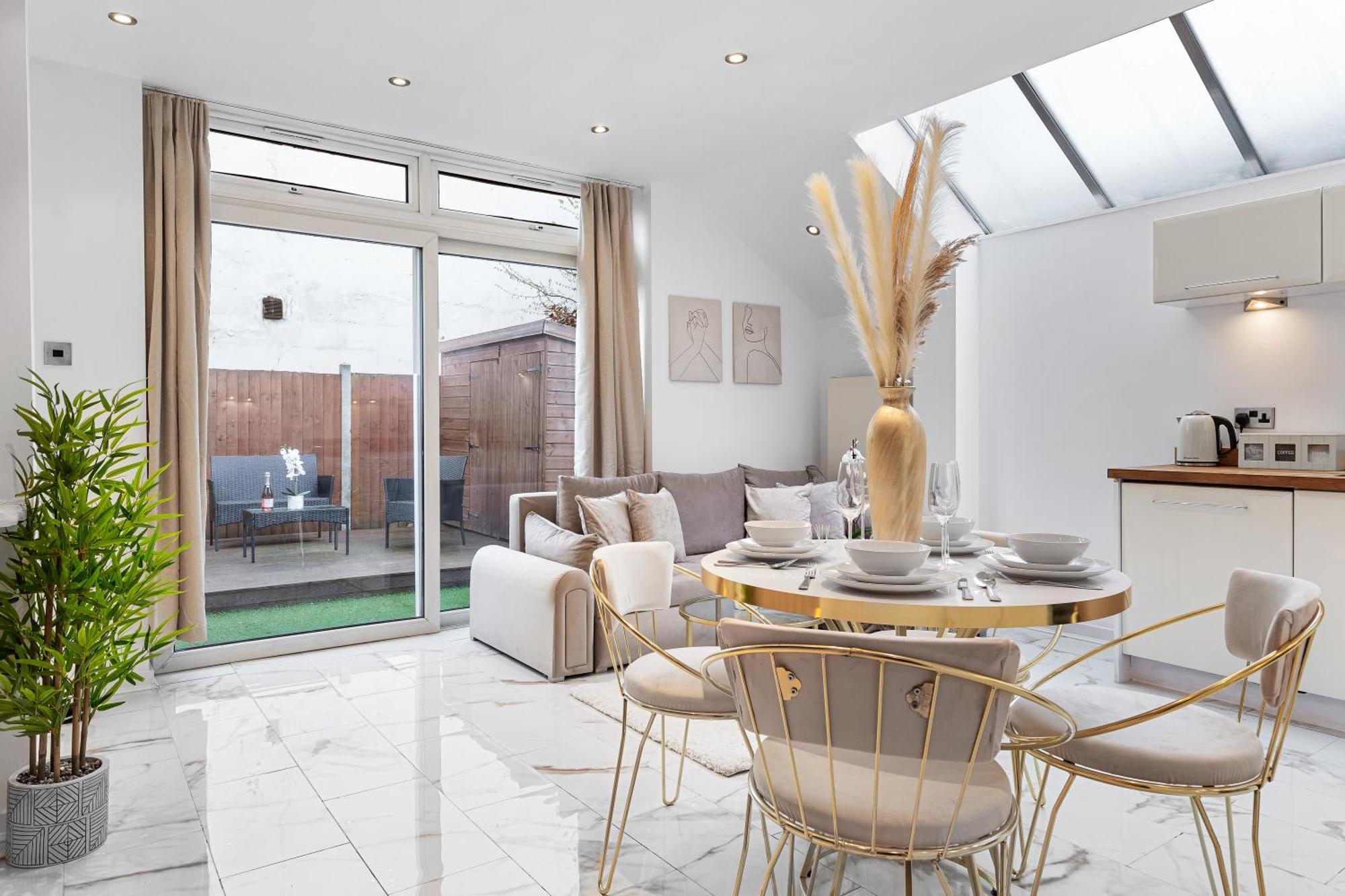 Appartement Elegant Oasis - 2 Bed - Garden - 65 Inch Tv & Netflix Londres