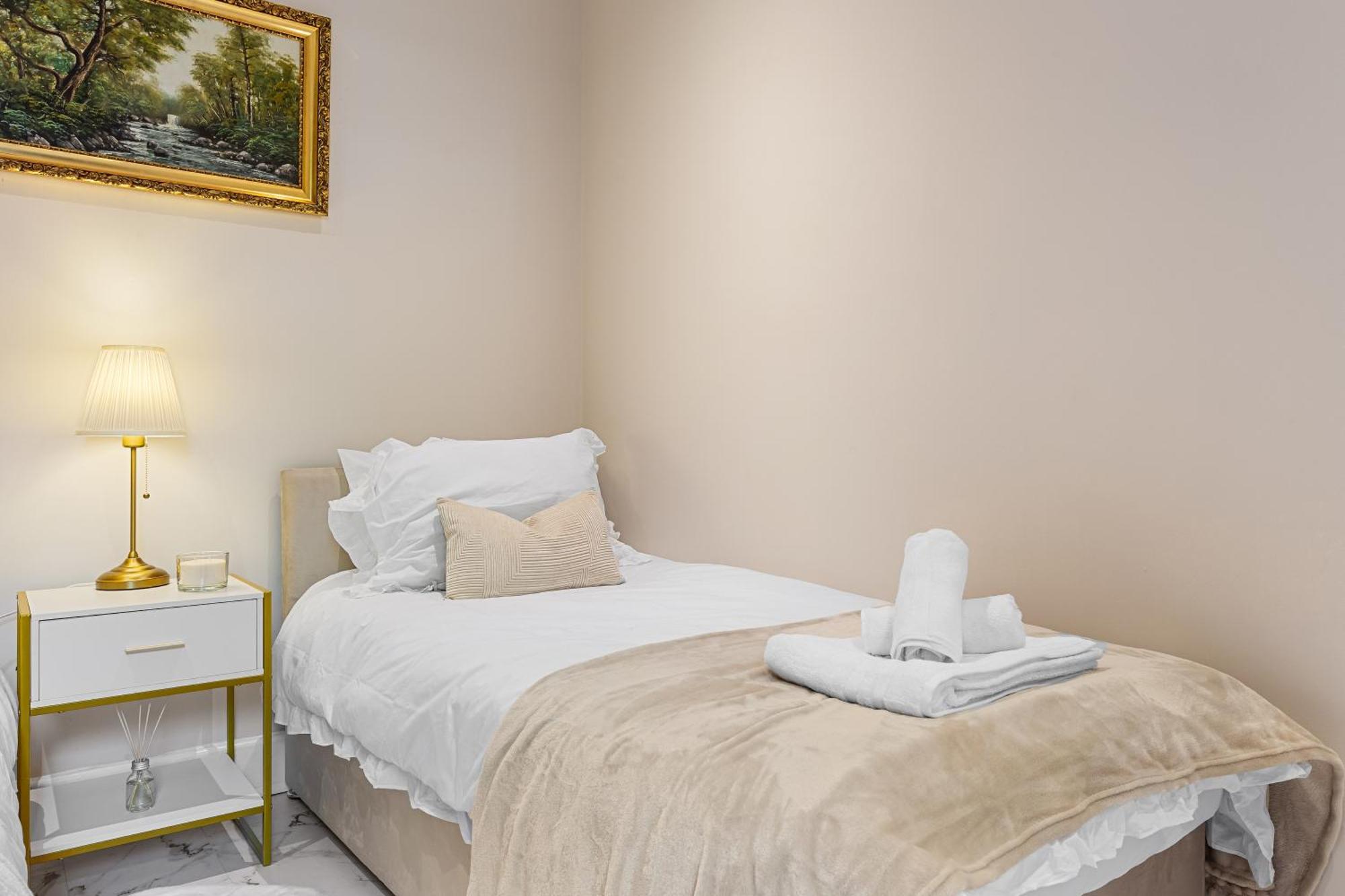 Elegant Oasis - 2 Bed - Garden - 65 Inch Tv & Netflix Londres