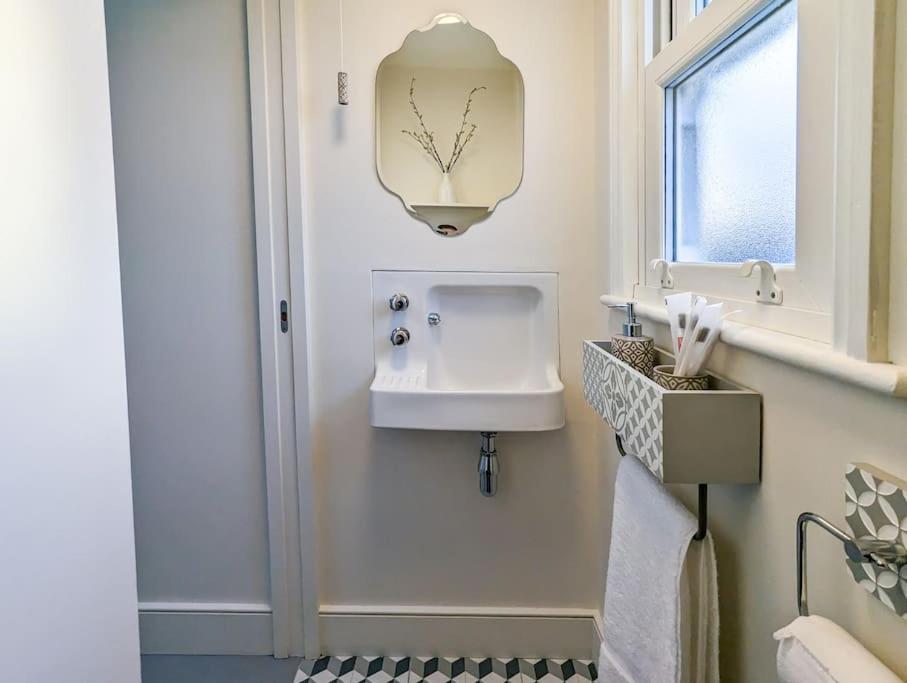 Charming 3br In Trendy Tottenham Neighborhood * Londres