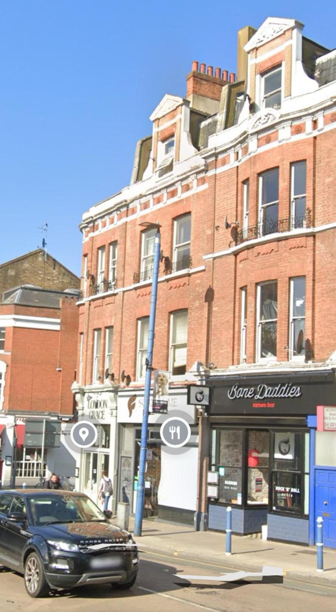 Comfy Double Bedroom With A Private Toilet Homestay London