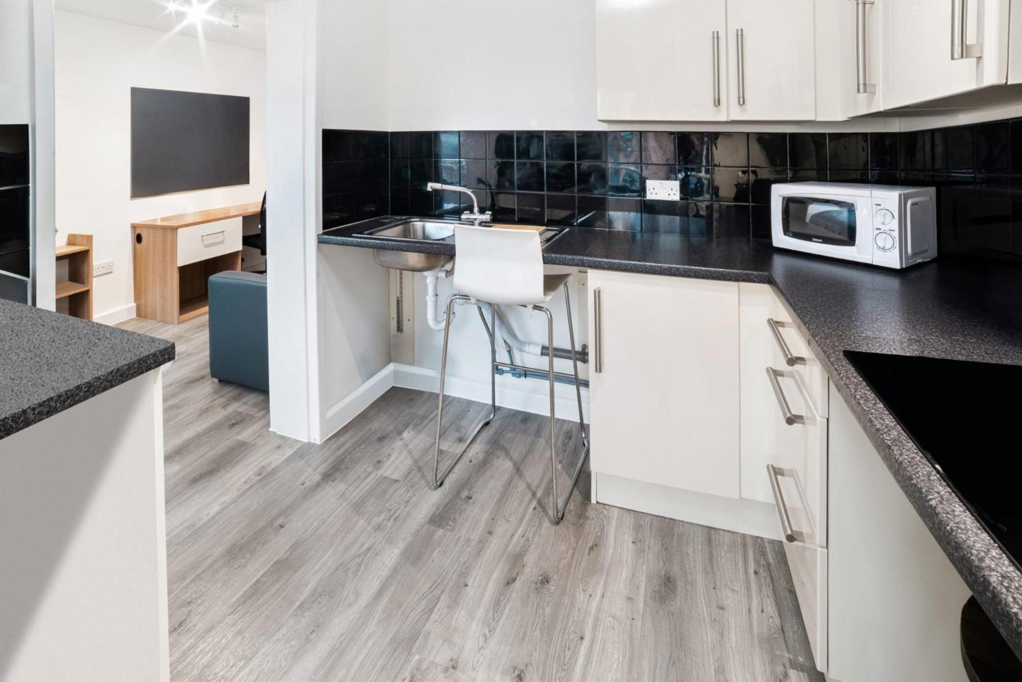 Modern And Private Bedrooms With Shared Kitchen At Chapter Islington In For Students Only * Londres