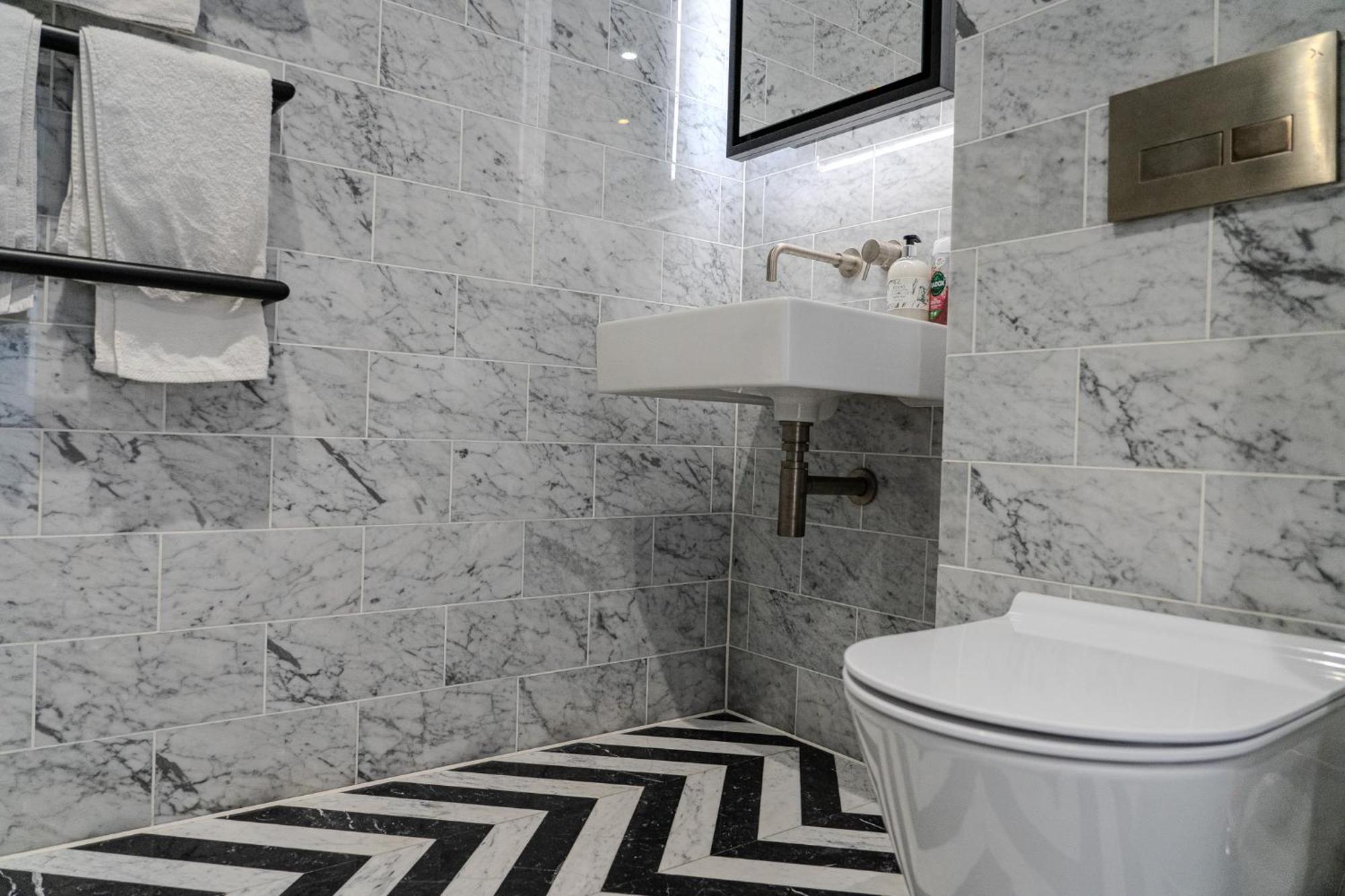 Luxury Balcony Apartment, Canary Wharf Londres