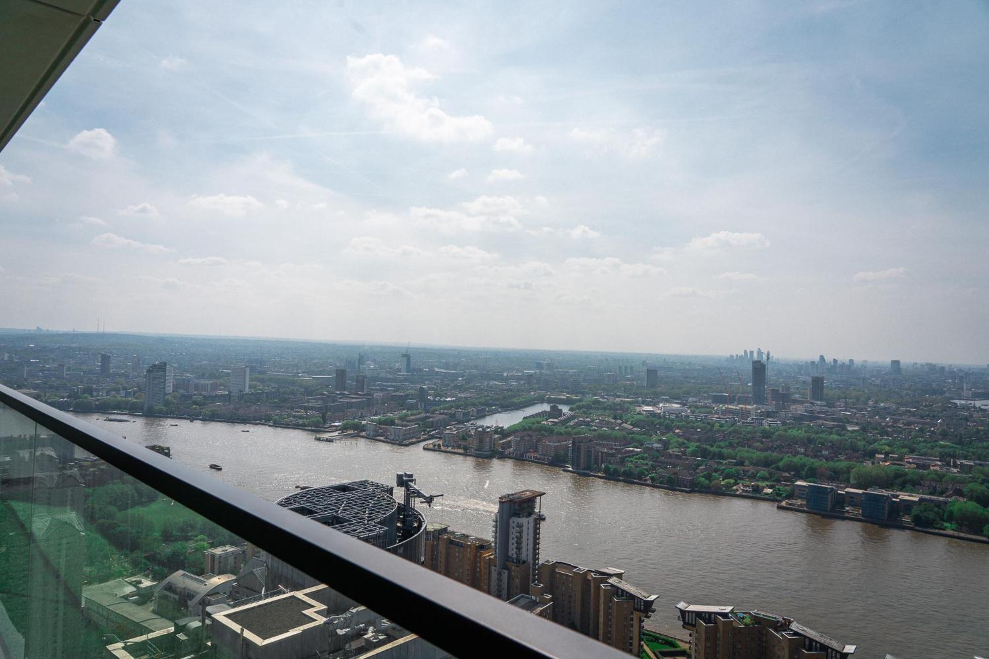 Luxury Balcony Apartment, Canary Wharf Londres