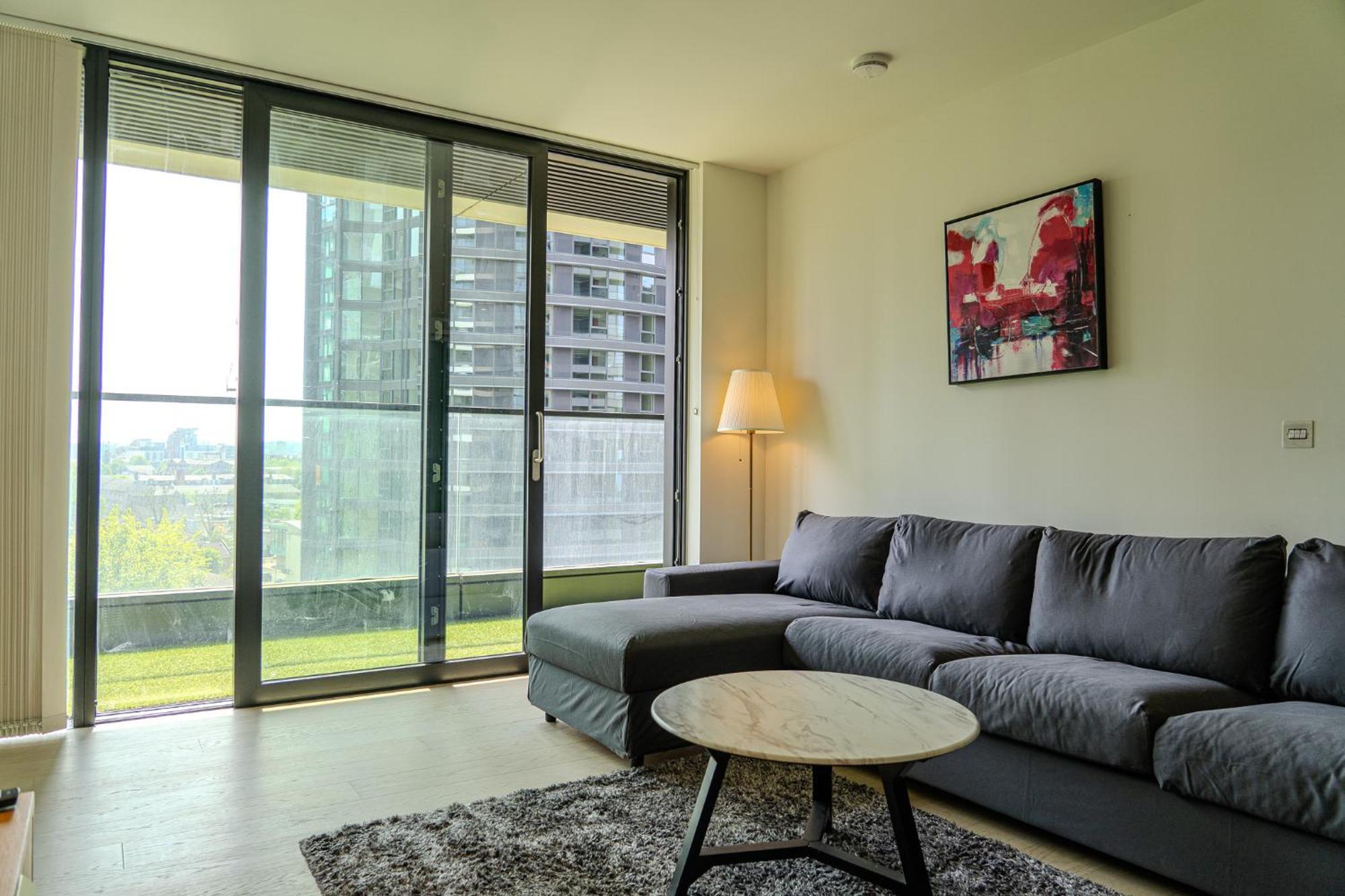 Luxury Balcony Apartment, Canary Wharf Appartement *