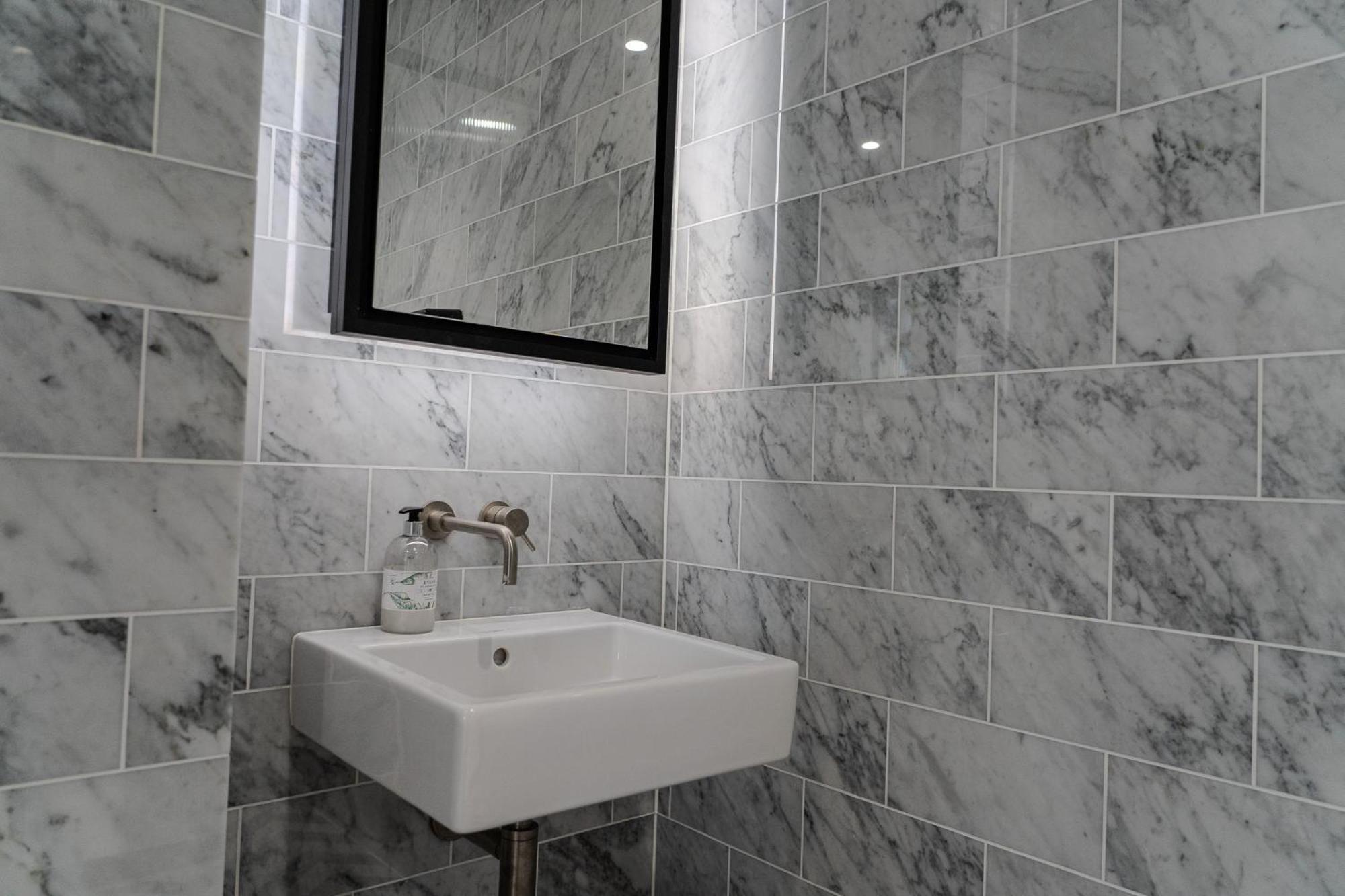 Luxury Balcony Apartment, Canary Wharf Londres