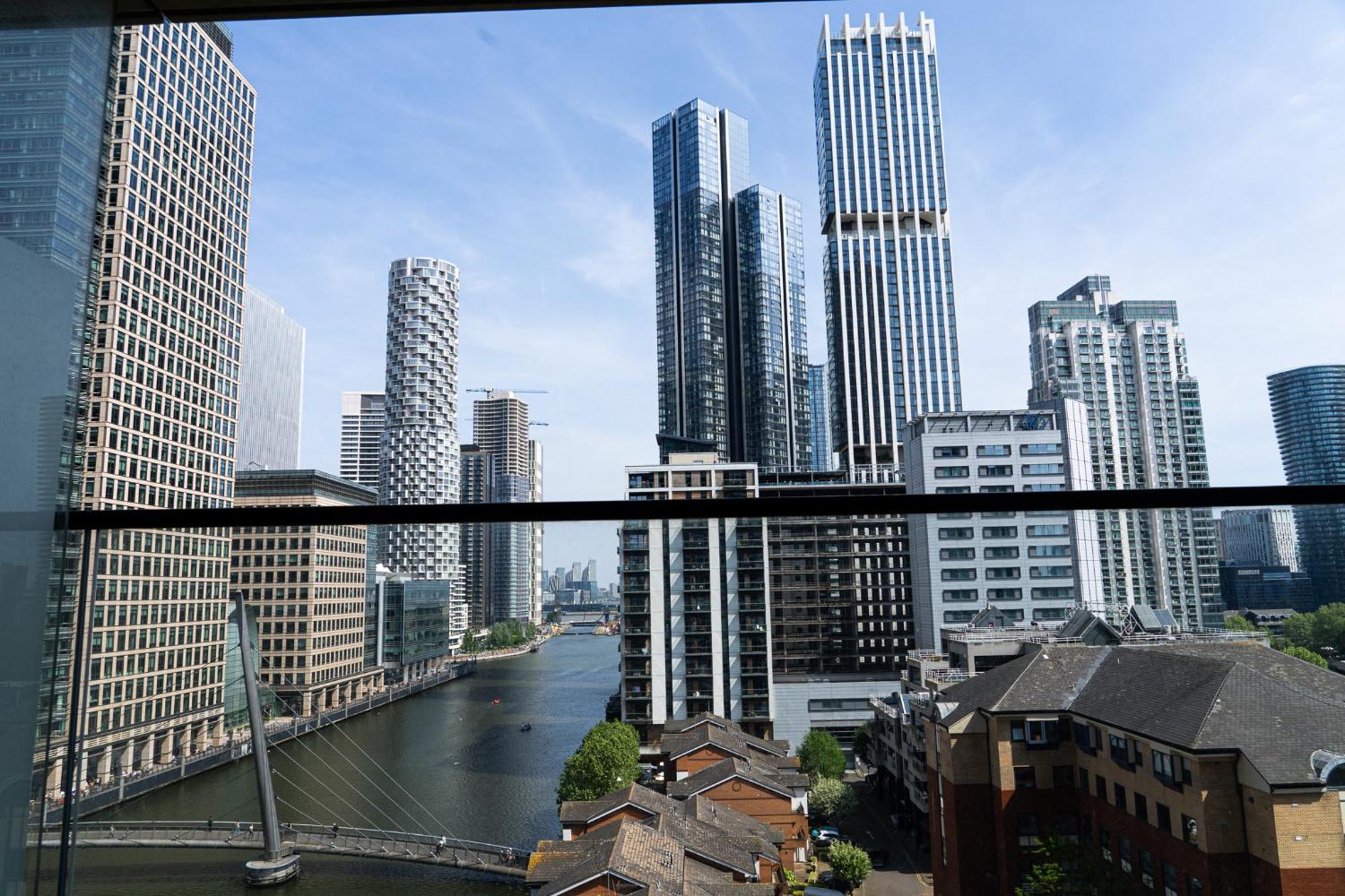 Luxury Balcony Apartment, Canary Wharf Appartement *