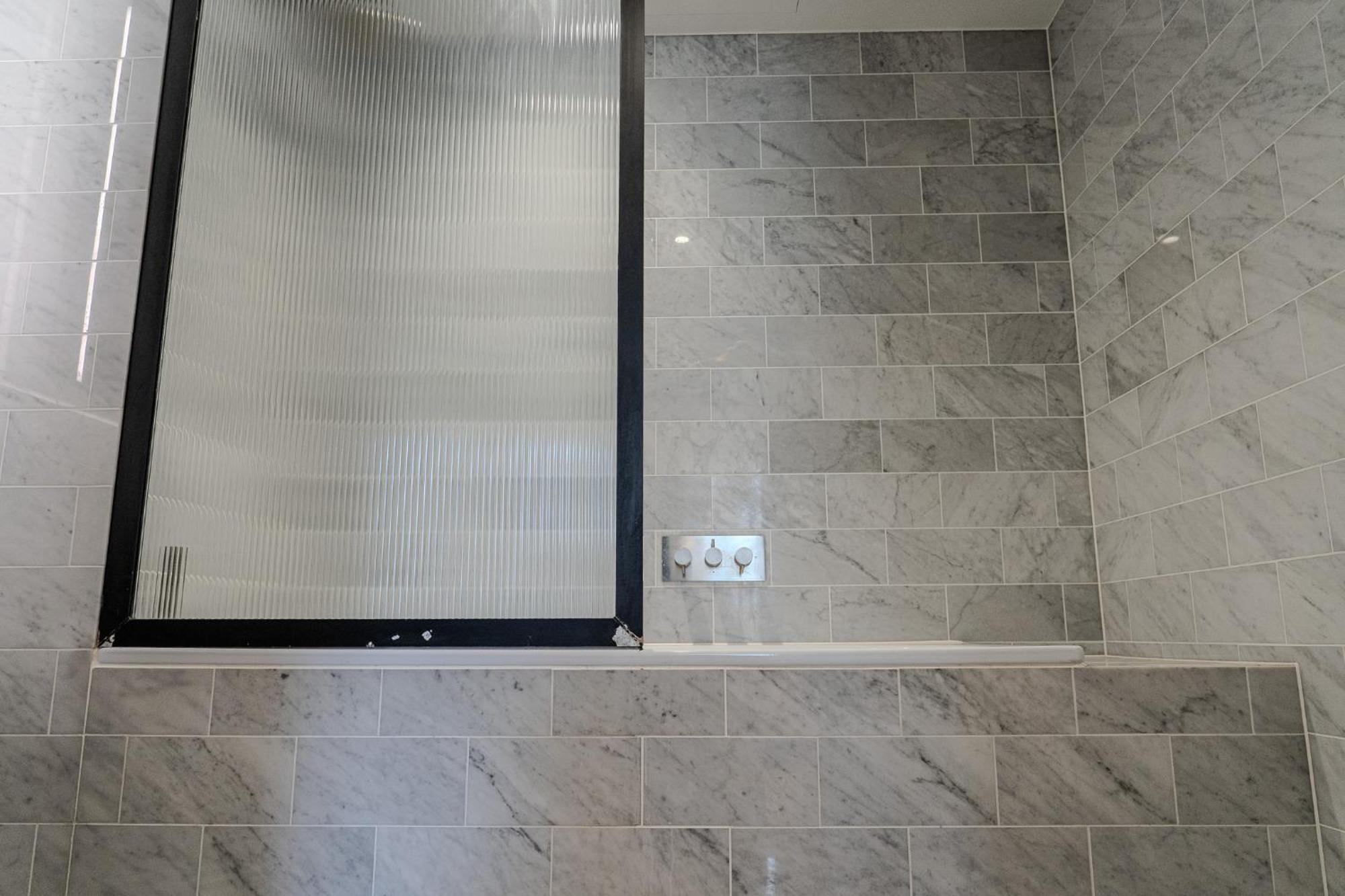 Luxury Balcony Apartment, Canary Wharf * Londen