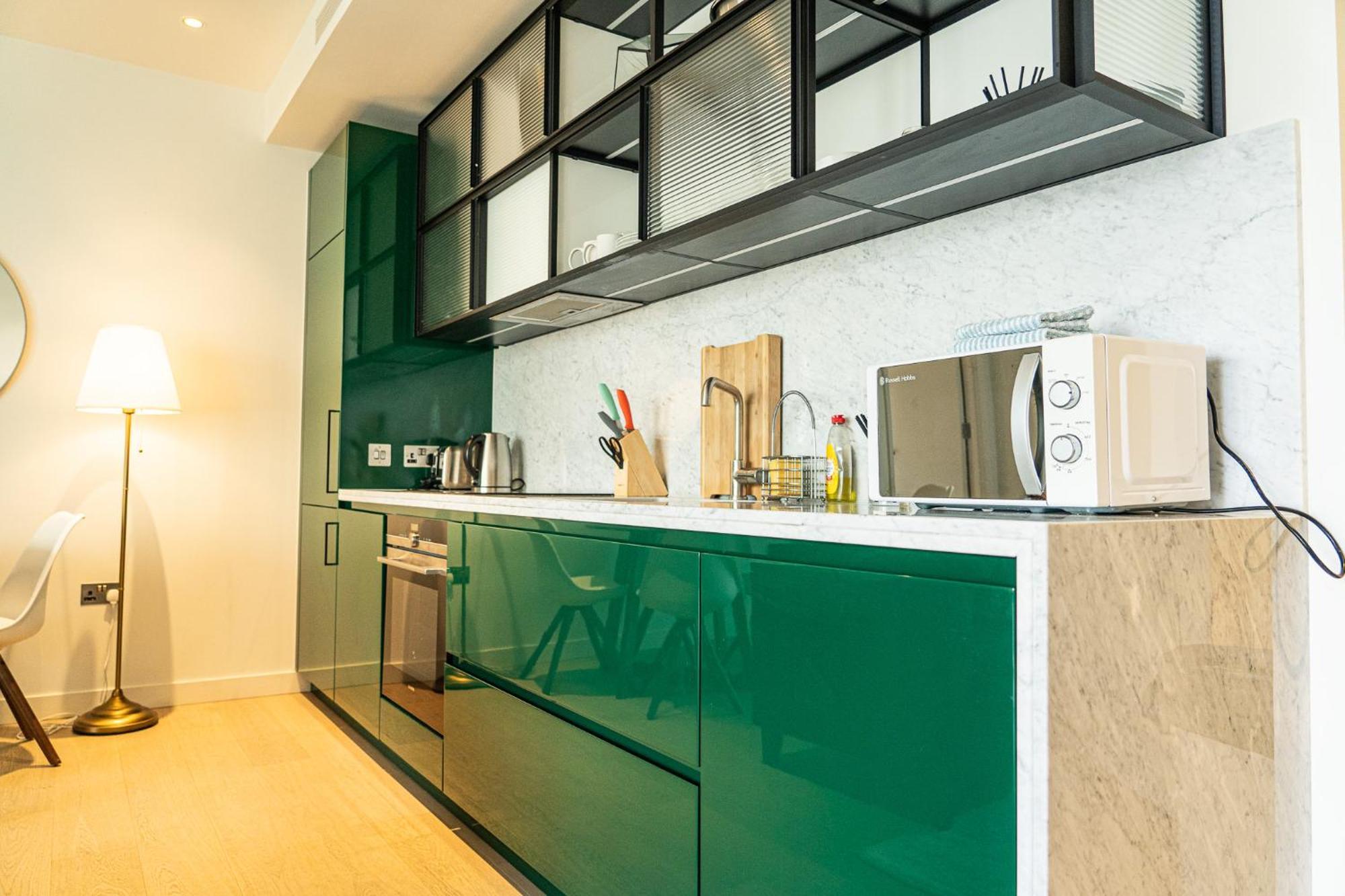 Luxury Balcony Apartment, Canary Wharf Appartement *