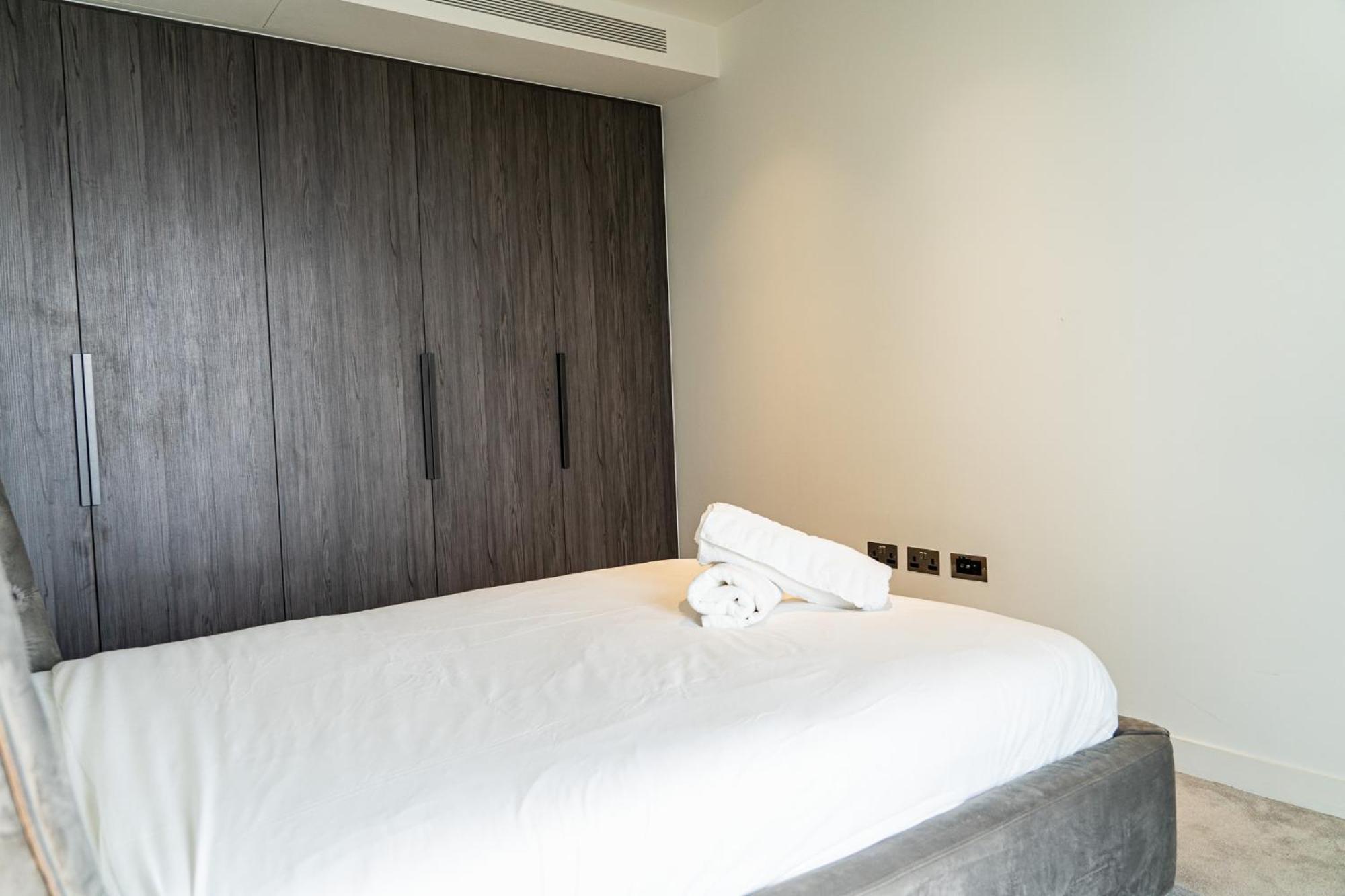 Luxury Balcony Apartment, Canary Wharf Appartement Londres