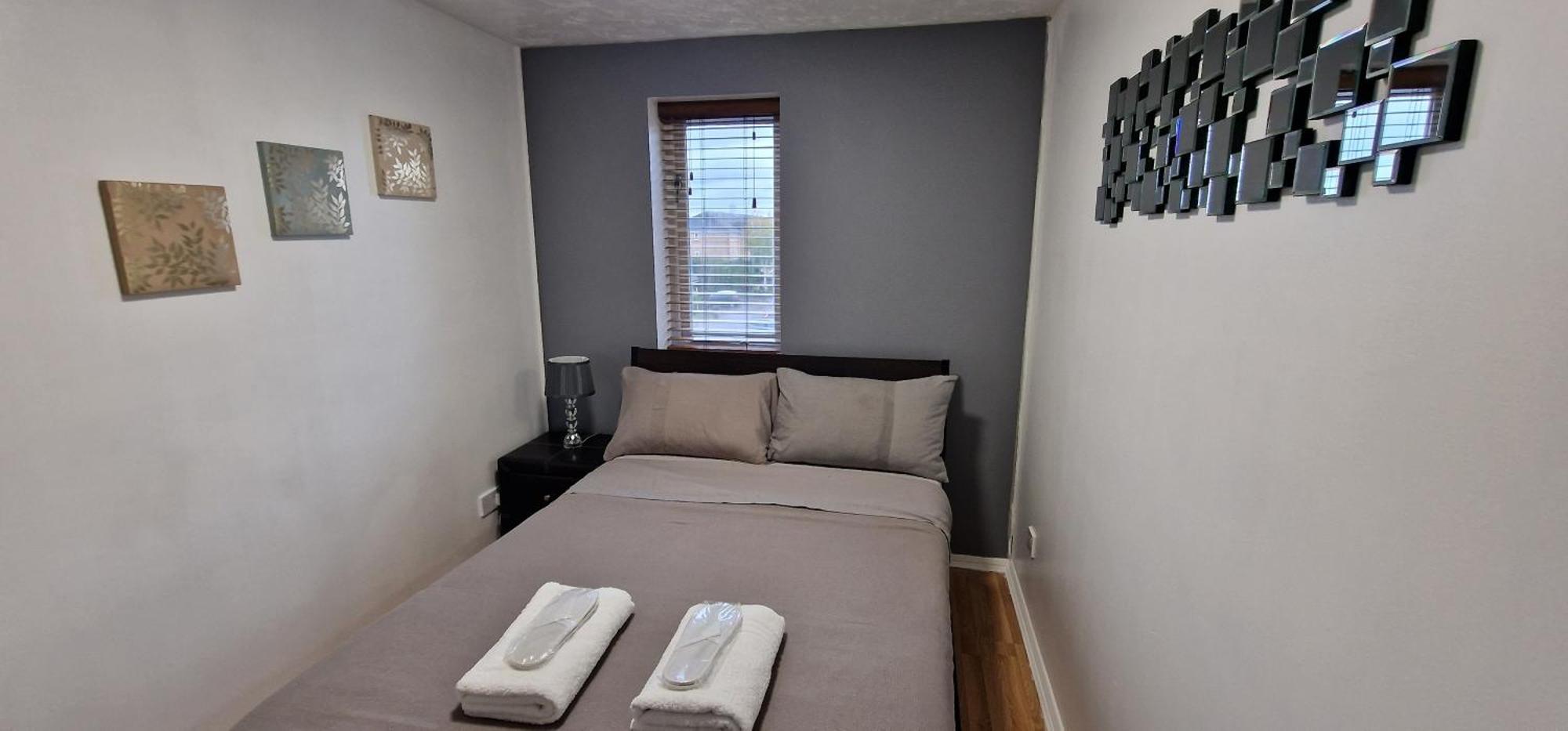 Modern 2 Bedroom Appartement *