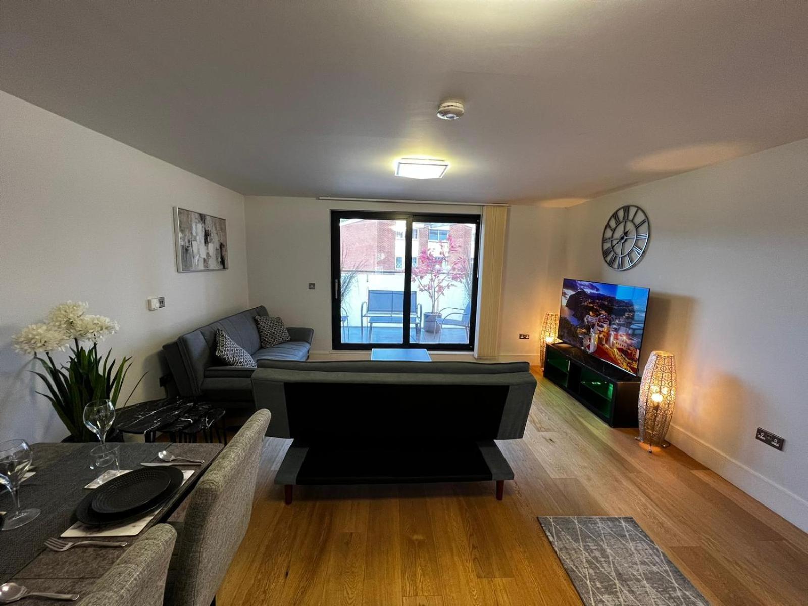 Apartamento New! Charming Near Attractions