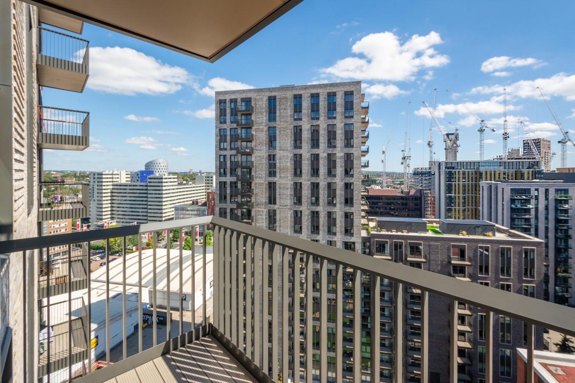 Apartment Mysquare State-of-the-art 1 Bedroom Near Wembley Park London