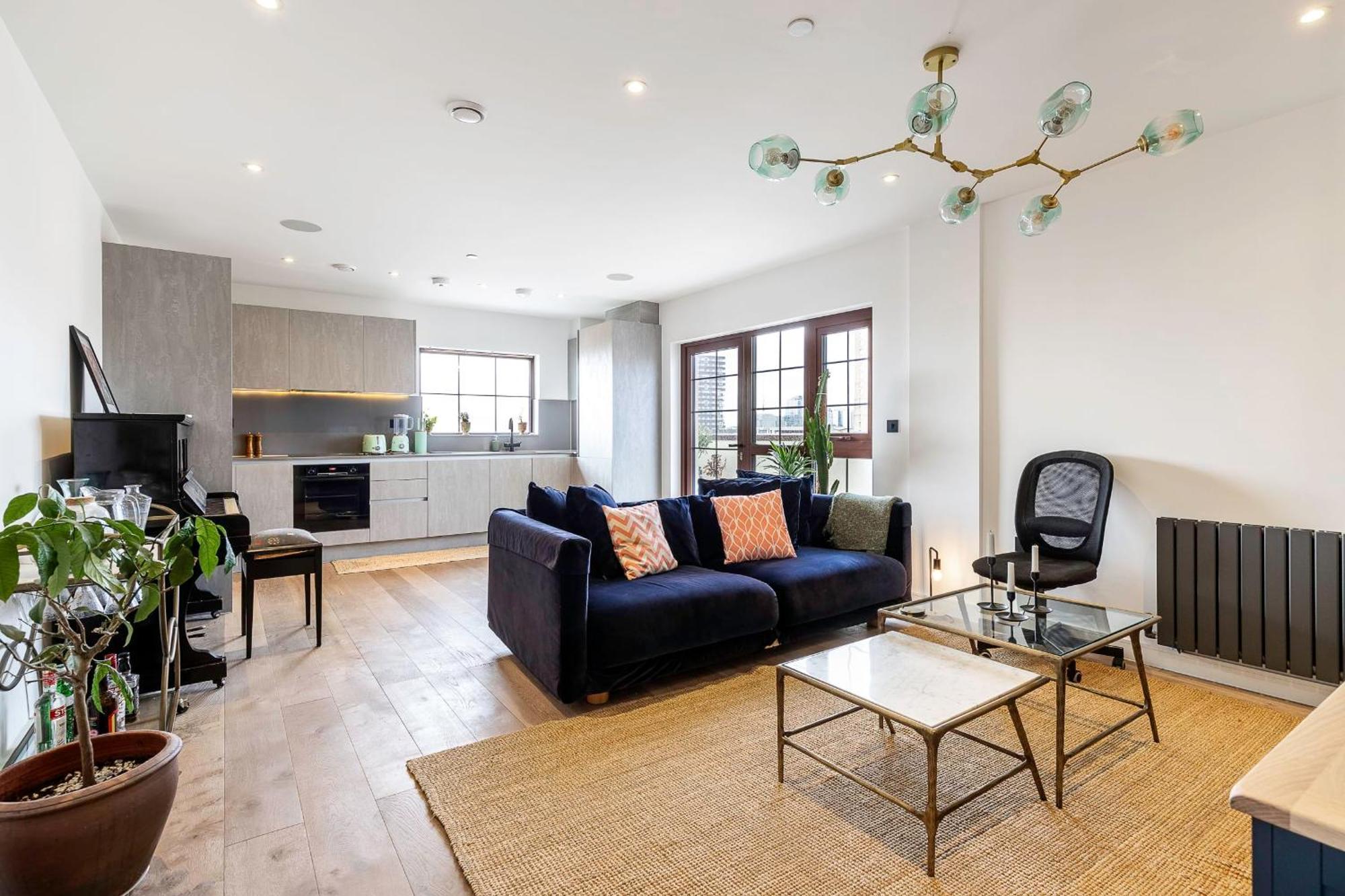 View Spacious 2 Bedroom Penthouse Apartamento Londres