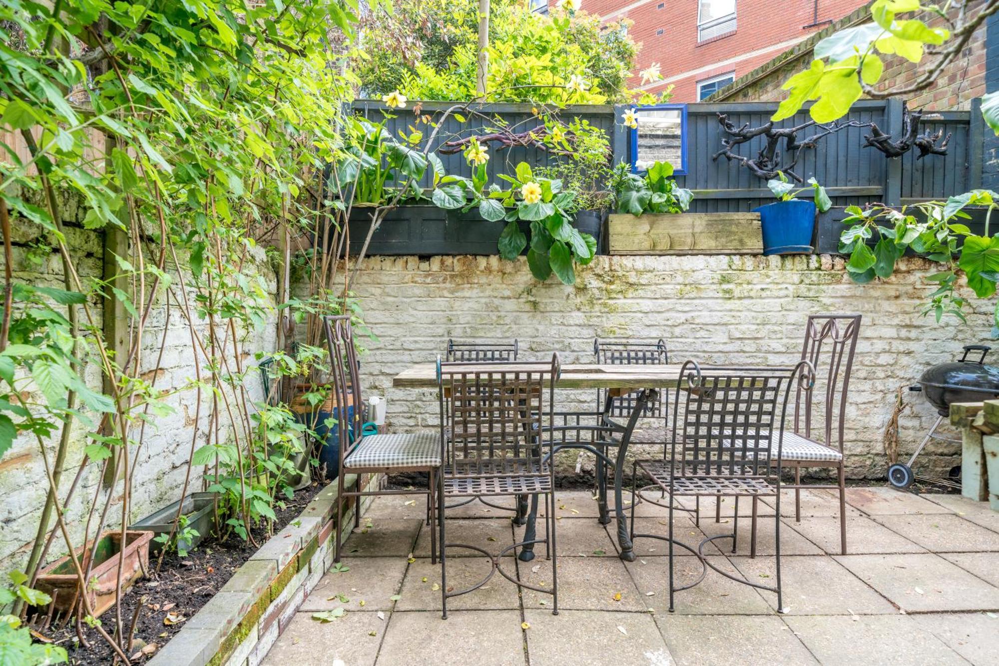 Cosy 2 Bedroom Chelsea With Private Terrace *