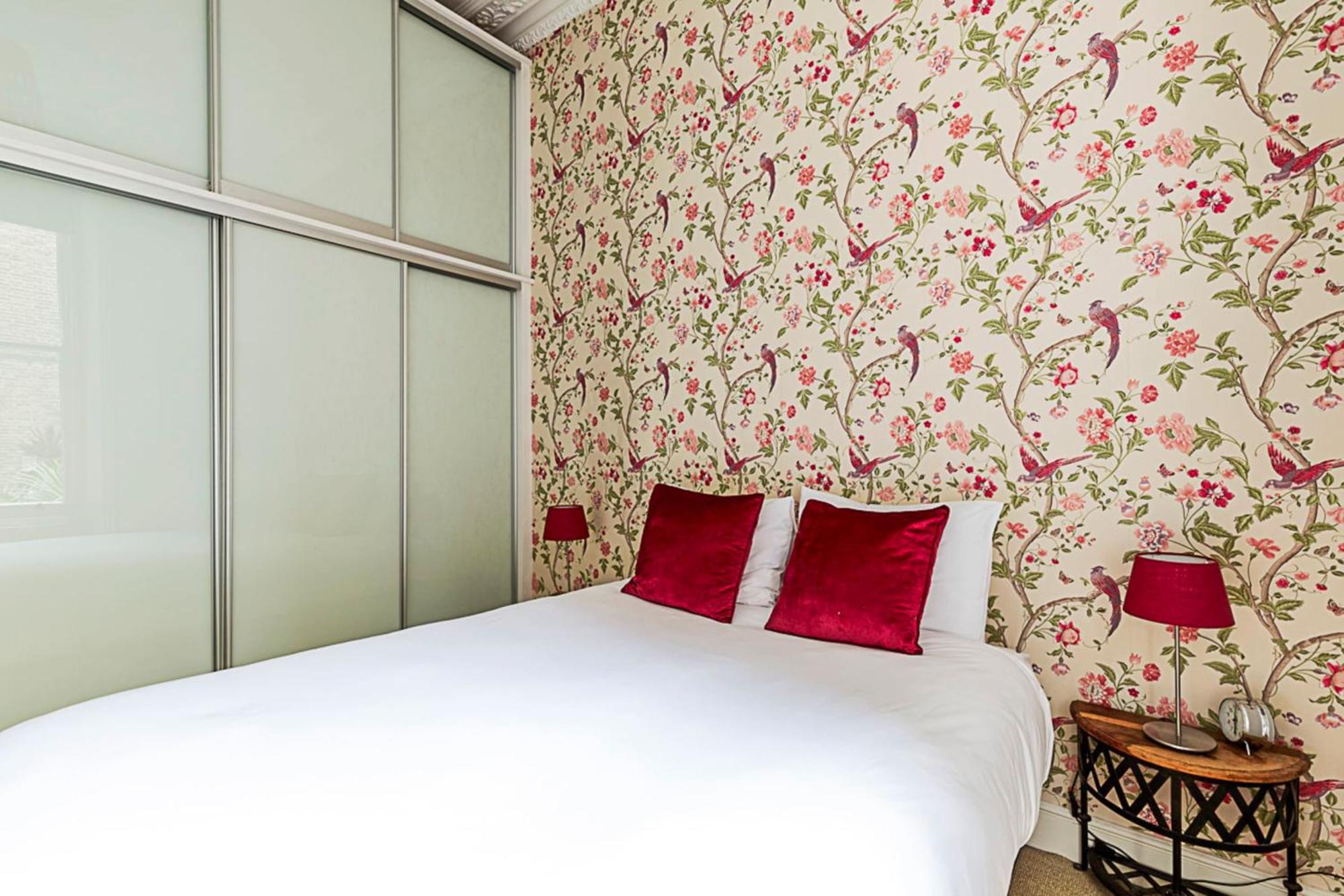 Lovely One-bedroom Flat Near West Kensington * Londres