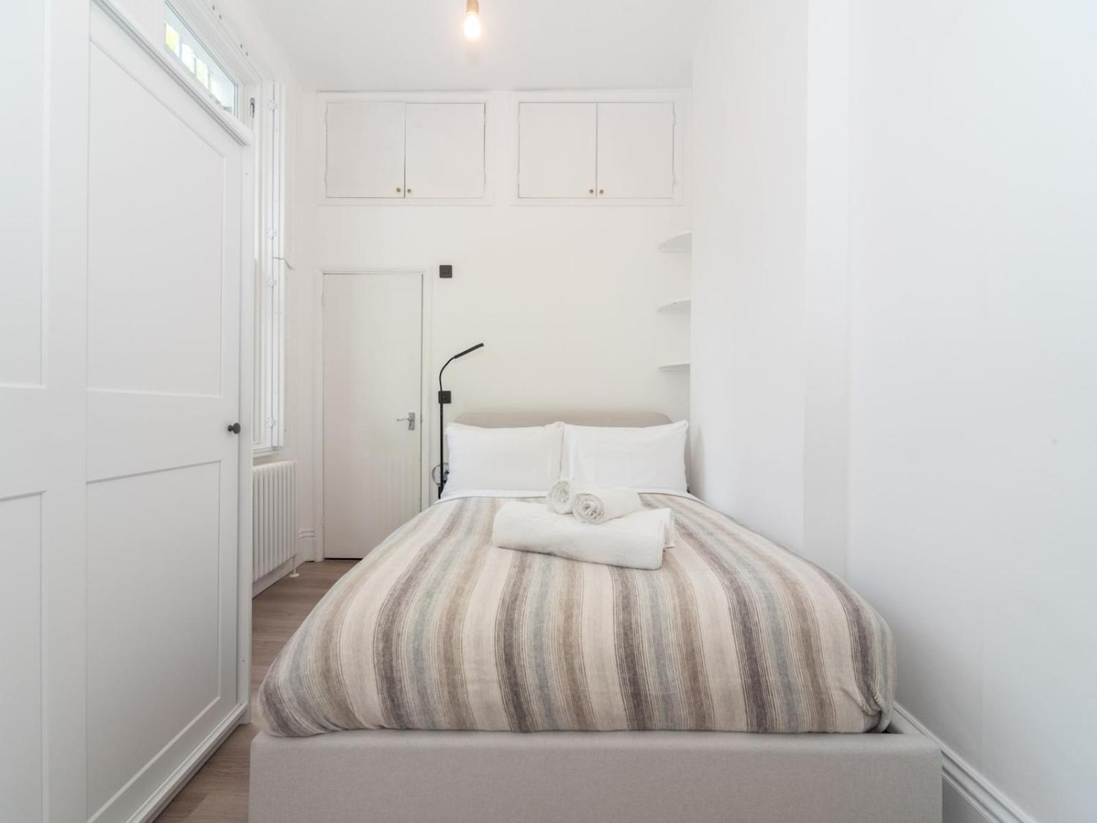 Pass The Keys Comfort Style - Near Notting Hill Londres
