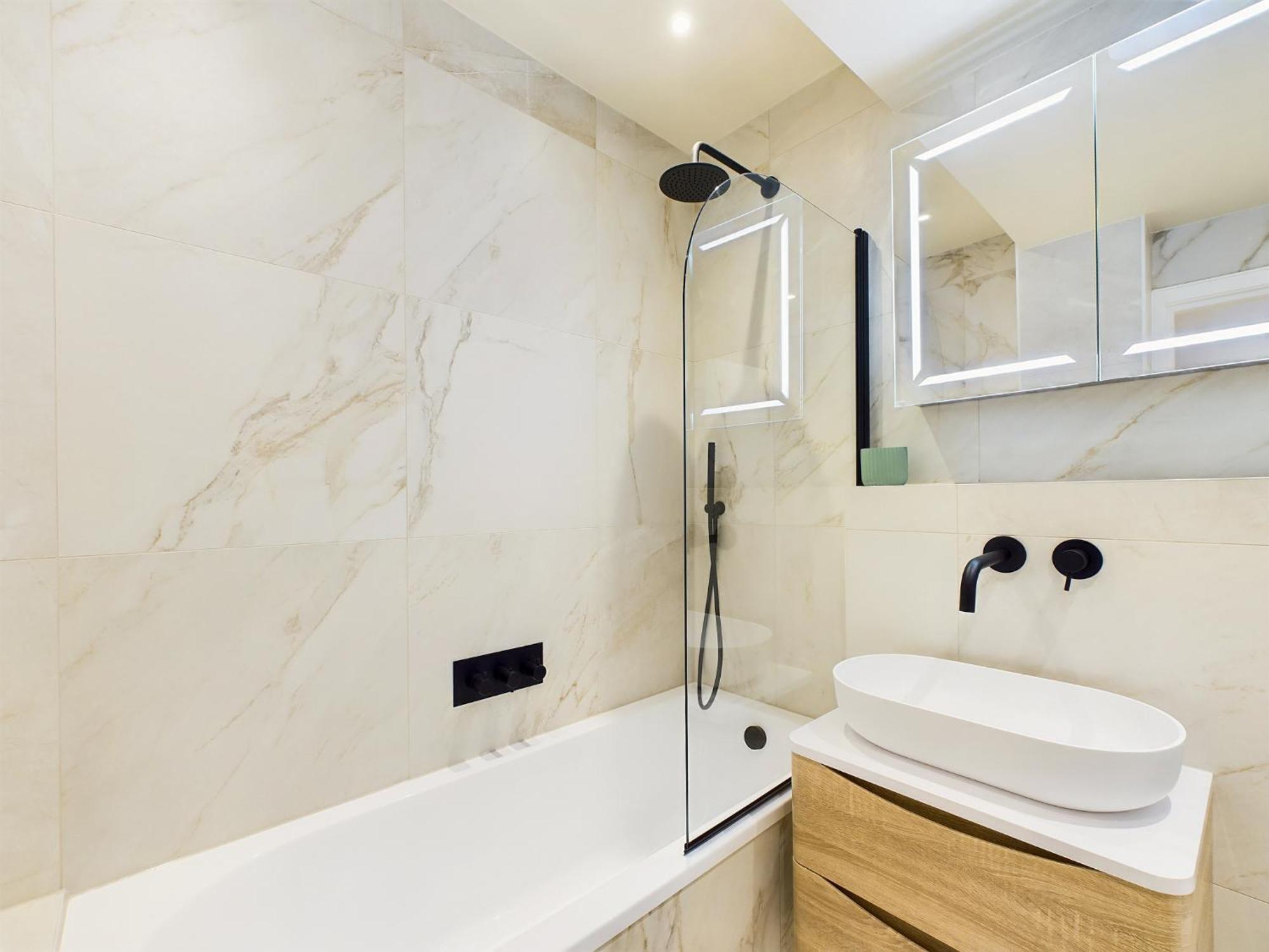 Be - The Warwick Avenue Residences Apartamento