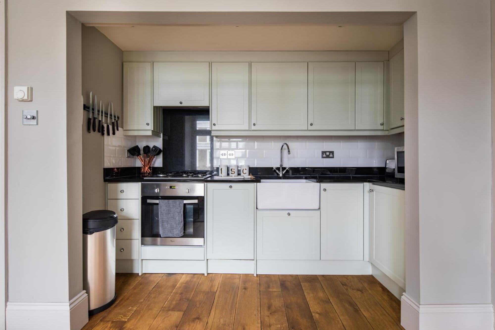 Homely Parkside 2-bed In Primrose Hill Appartement Londres