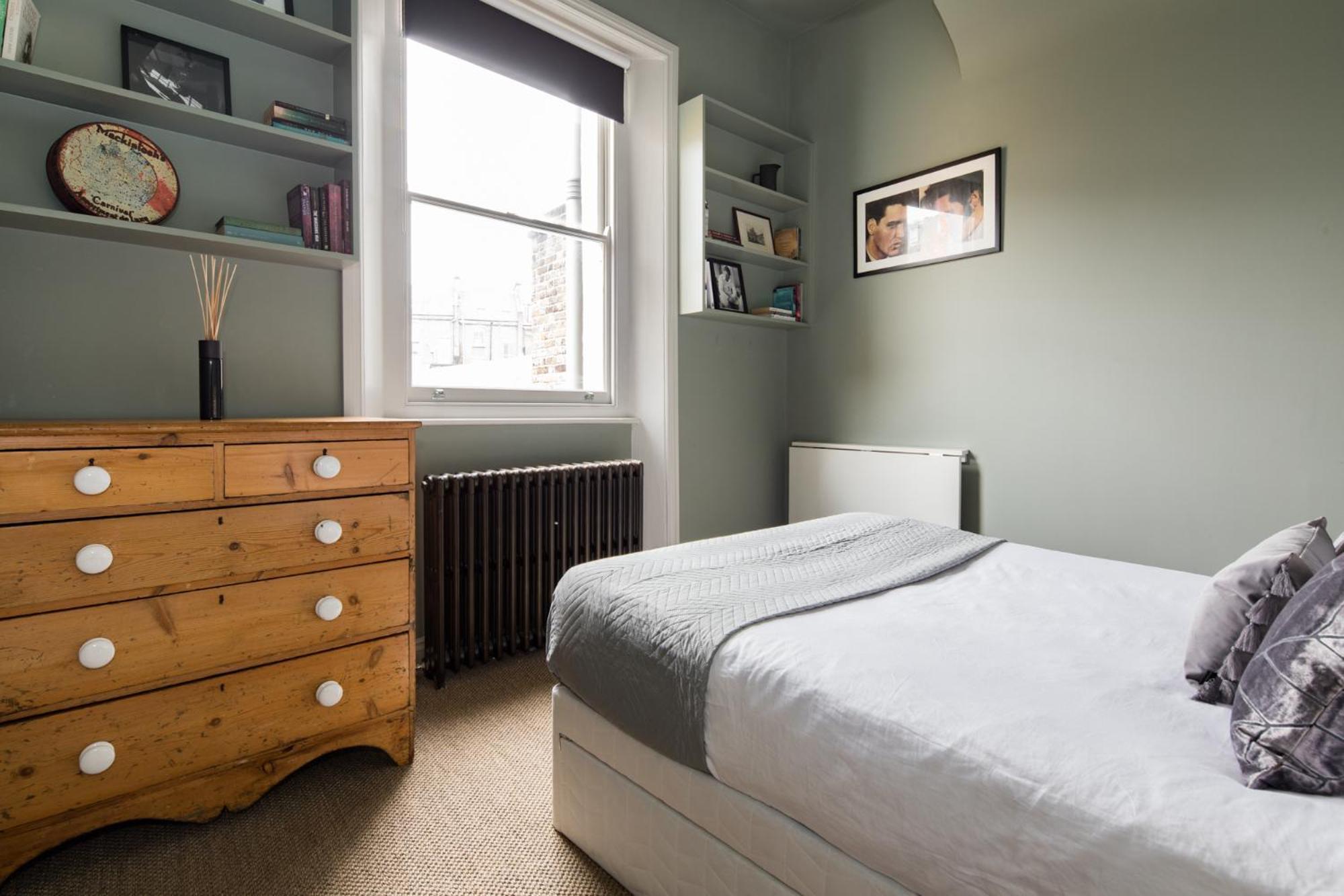 Homely Parkside 2-bed In Primrose Hill Appartement Londres