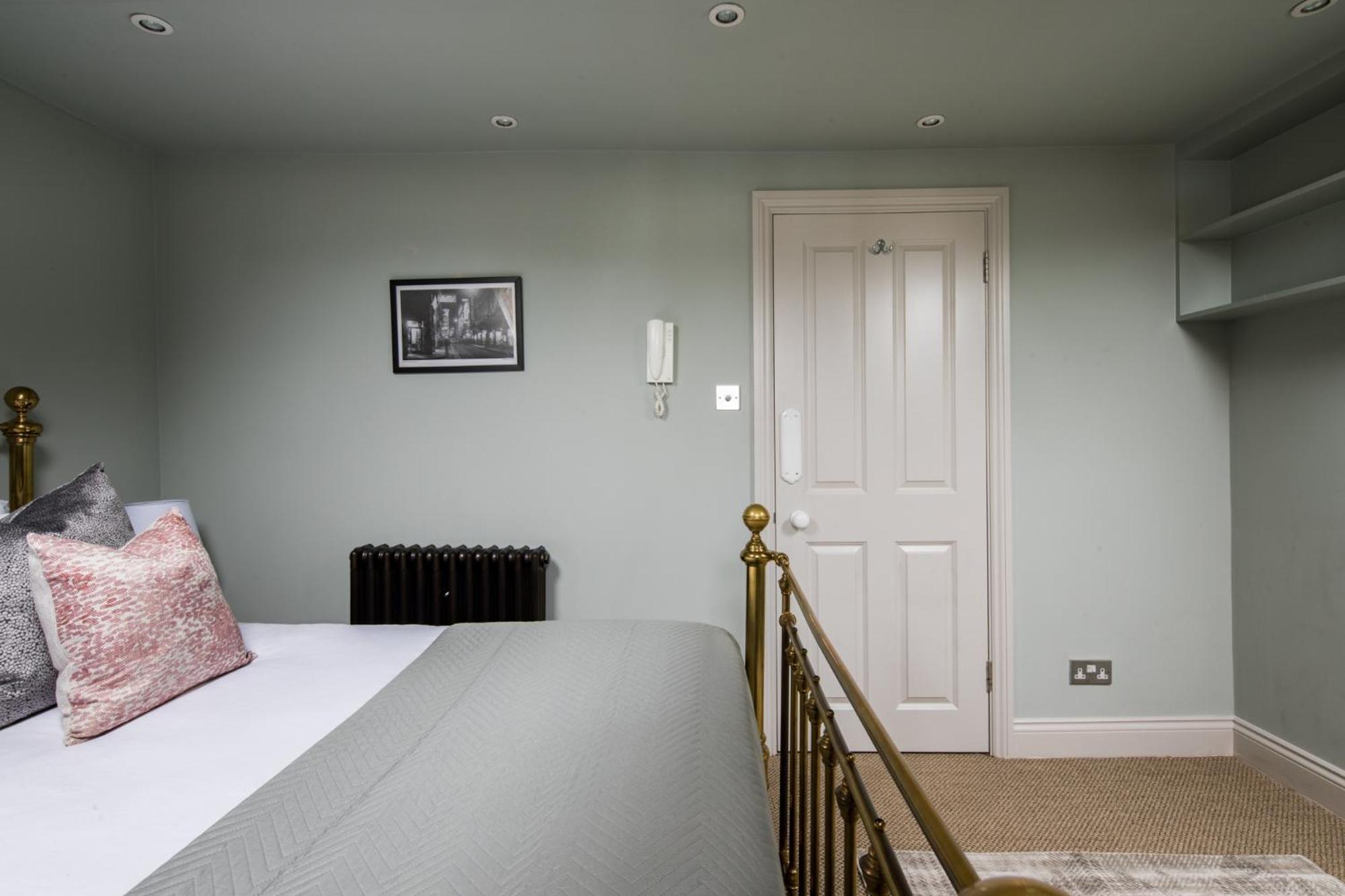 Homely Parkside 2-bed In Primrose Hill Appartement Londres
