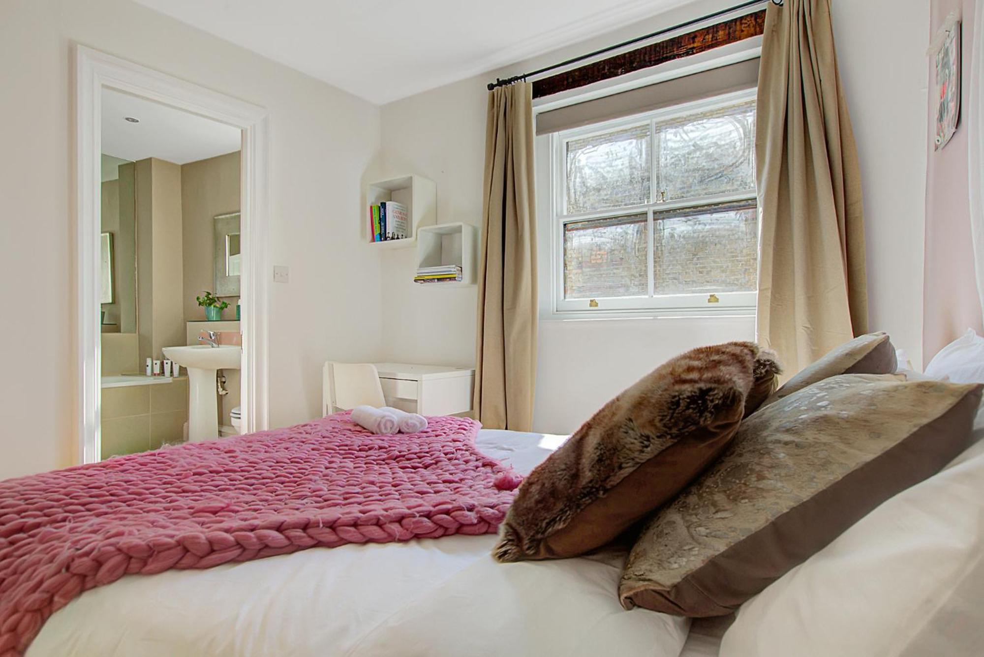 Apartment Old Street Iconic Warehouse Style 4 Bedroom 2 Bath House Prime Location *