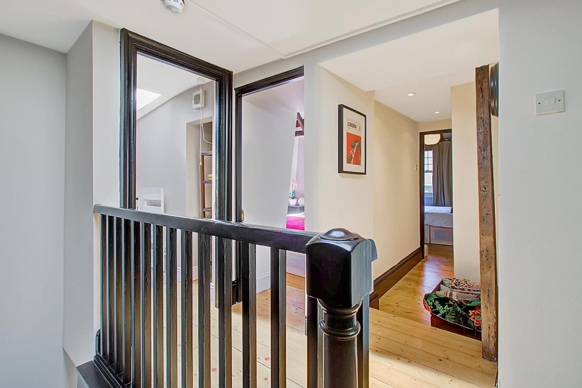 Old Street Iconic Warehouse Style 4 Bedroom 2 Bath House Prime Location Apartment *