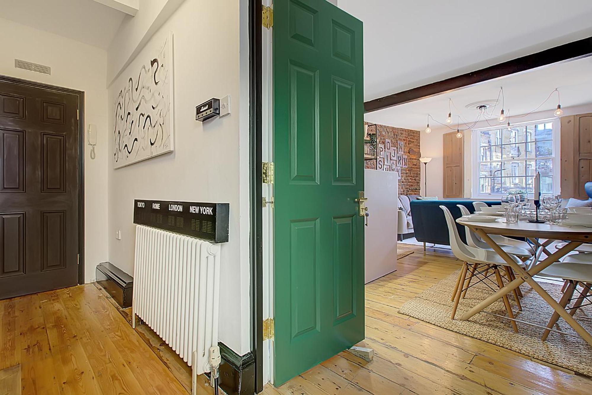Old Street Iconic Warehouse Style 4 Bedroom 2 Bath House Prime Location Apartment London