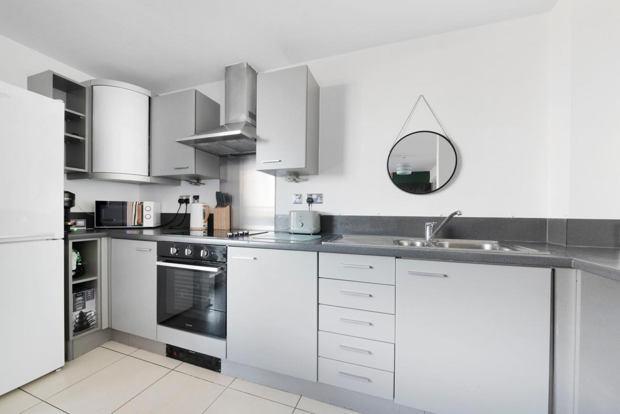 Penthouse W/ Hot Tub Near Stratford, Westfield Apartamento *