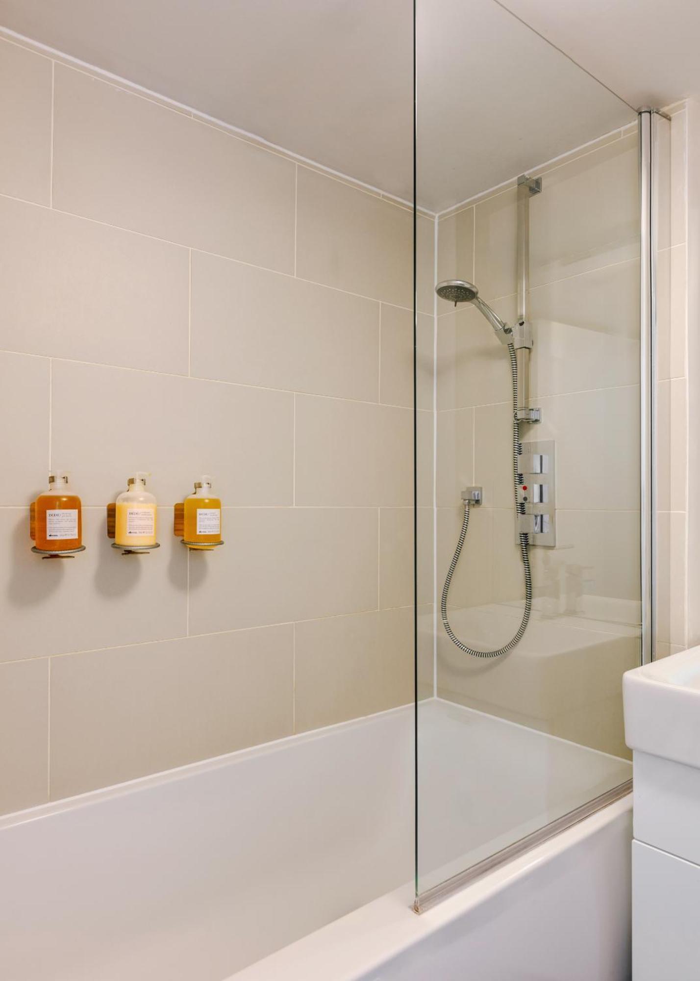 Sonder The Bard Aparthotel 4*