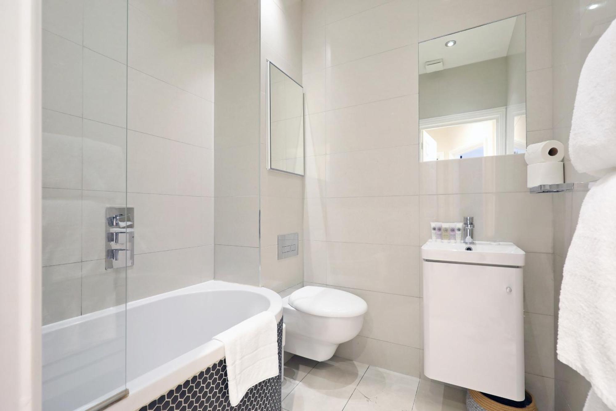 Covent Garden Superior Two Bedroom Aparment On Apartamento