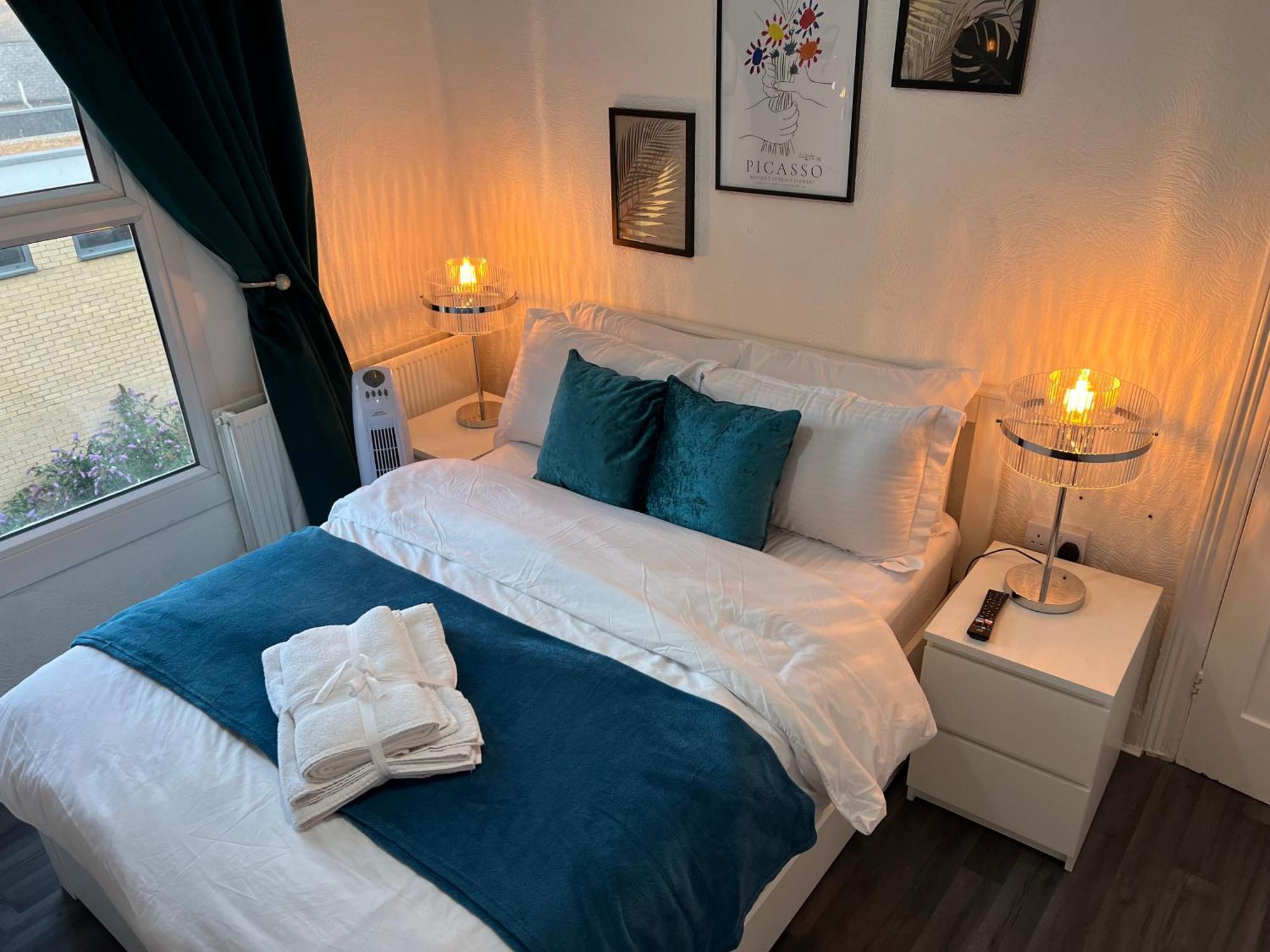 Luxury 1bed Holiday Flat-10 Minutes From Bridge & 3mins Walk To Lewisham Dlr Appartement *